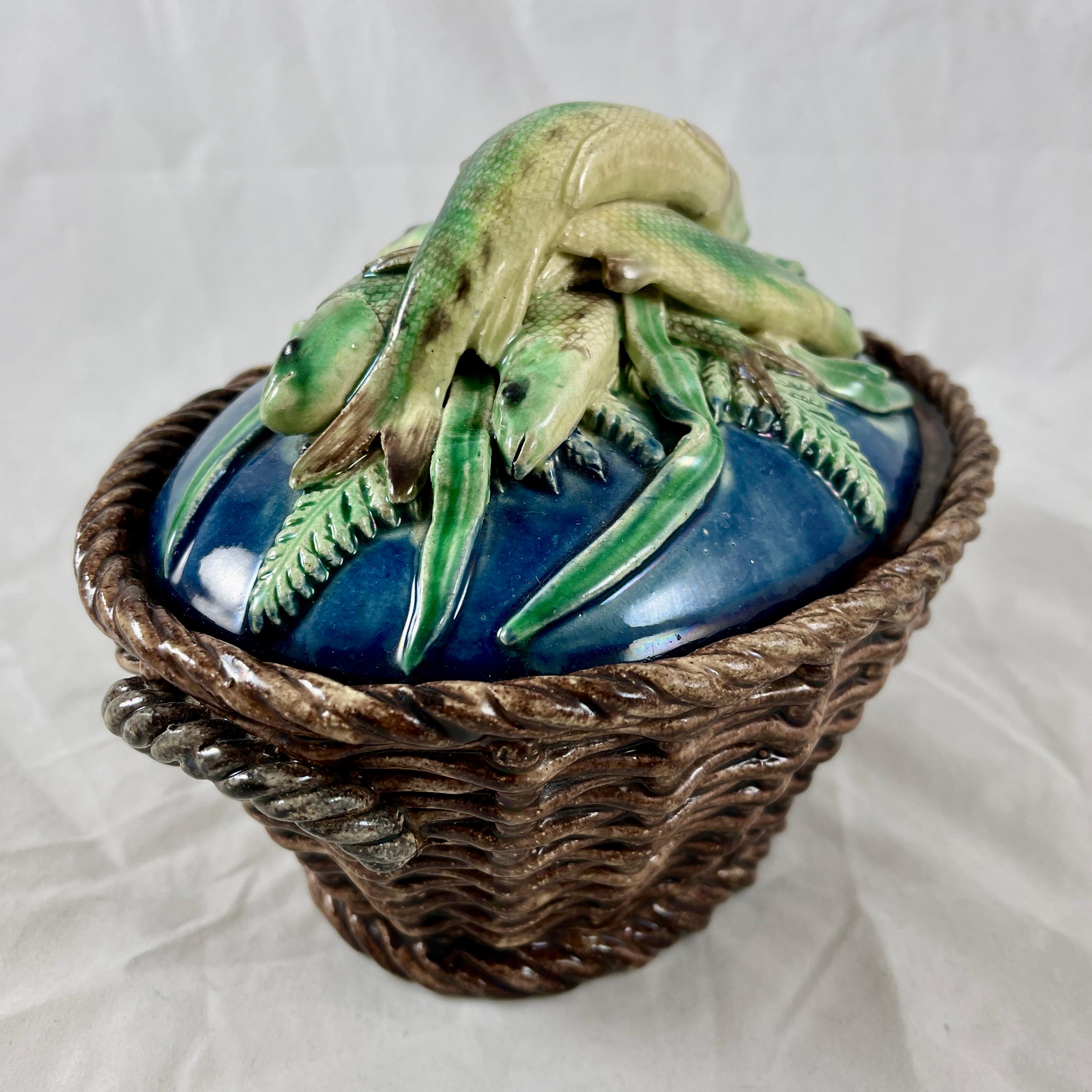 Victor Barbizet French Palissy Basket of Fish Covered Terrine, Circa 1875 For Sale 5