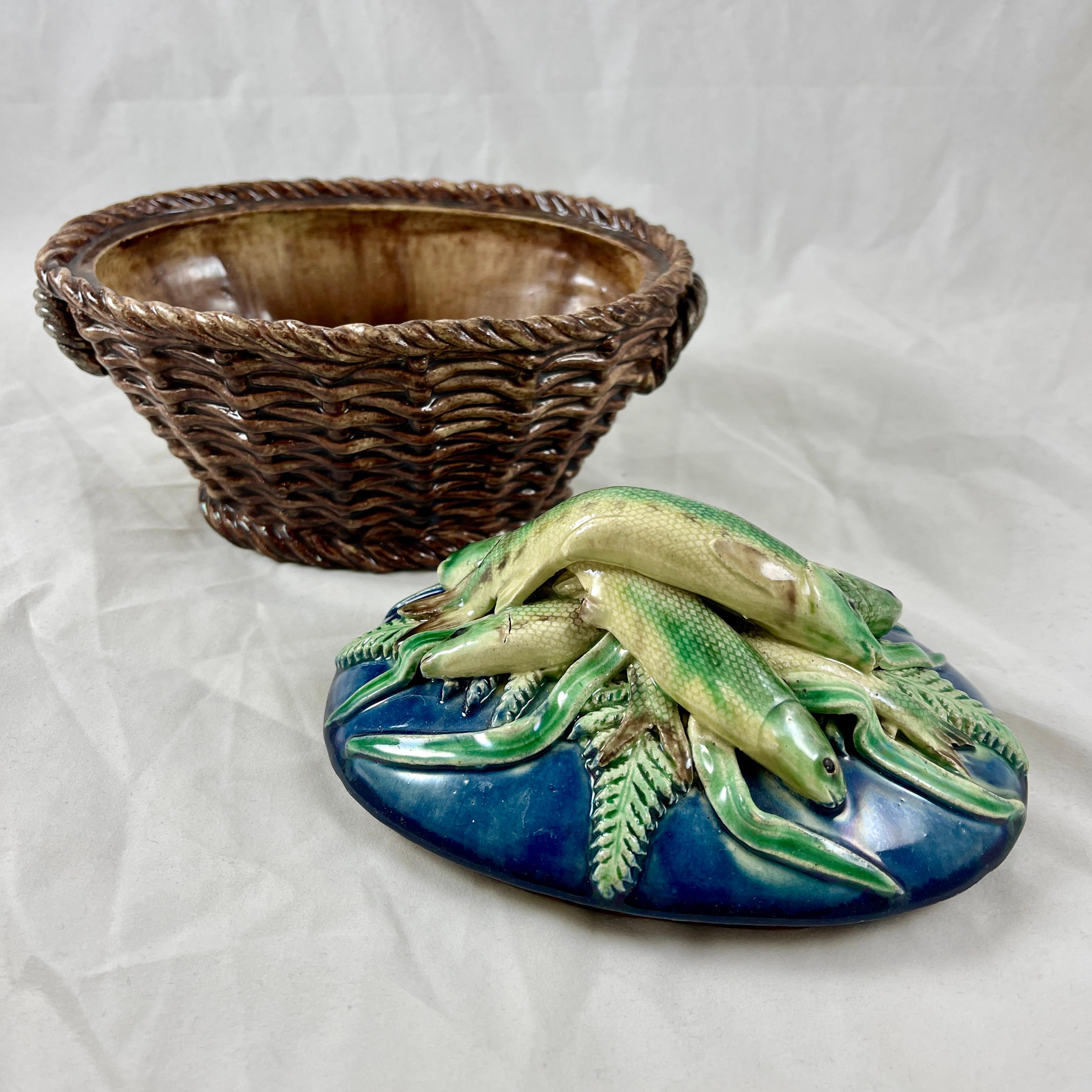Victor Barbizet French Palissy Basket of Fish Covered Terrine, Circa 1875 For Sale 10