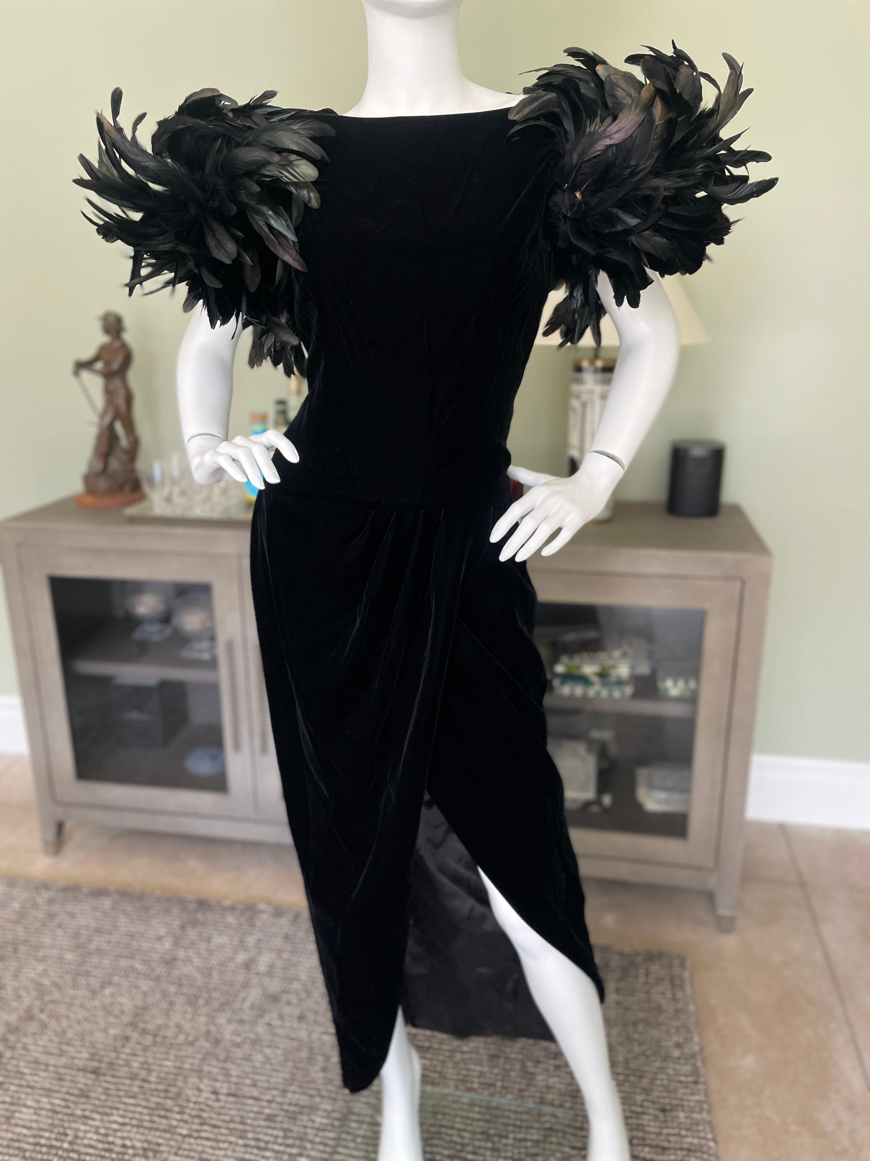 Victor Costa 1980's Black Velvet Evening Dress w Coq Feather Shoulders In Excellent Condition In Cloverdale, CA