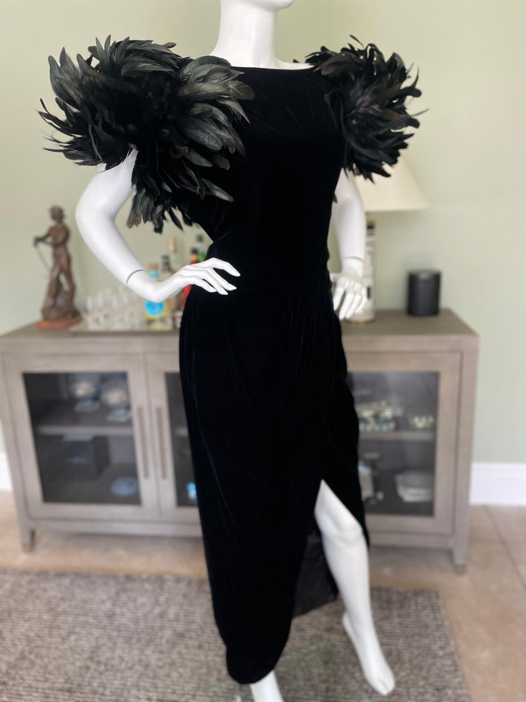 Victor Costa 1980's Black Velvet Evening Dress w Coq Feather Shoulders For Sale 2