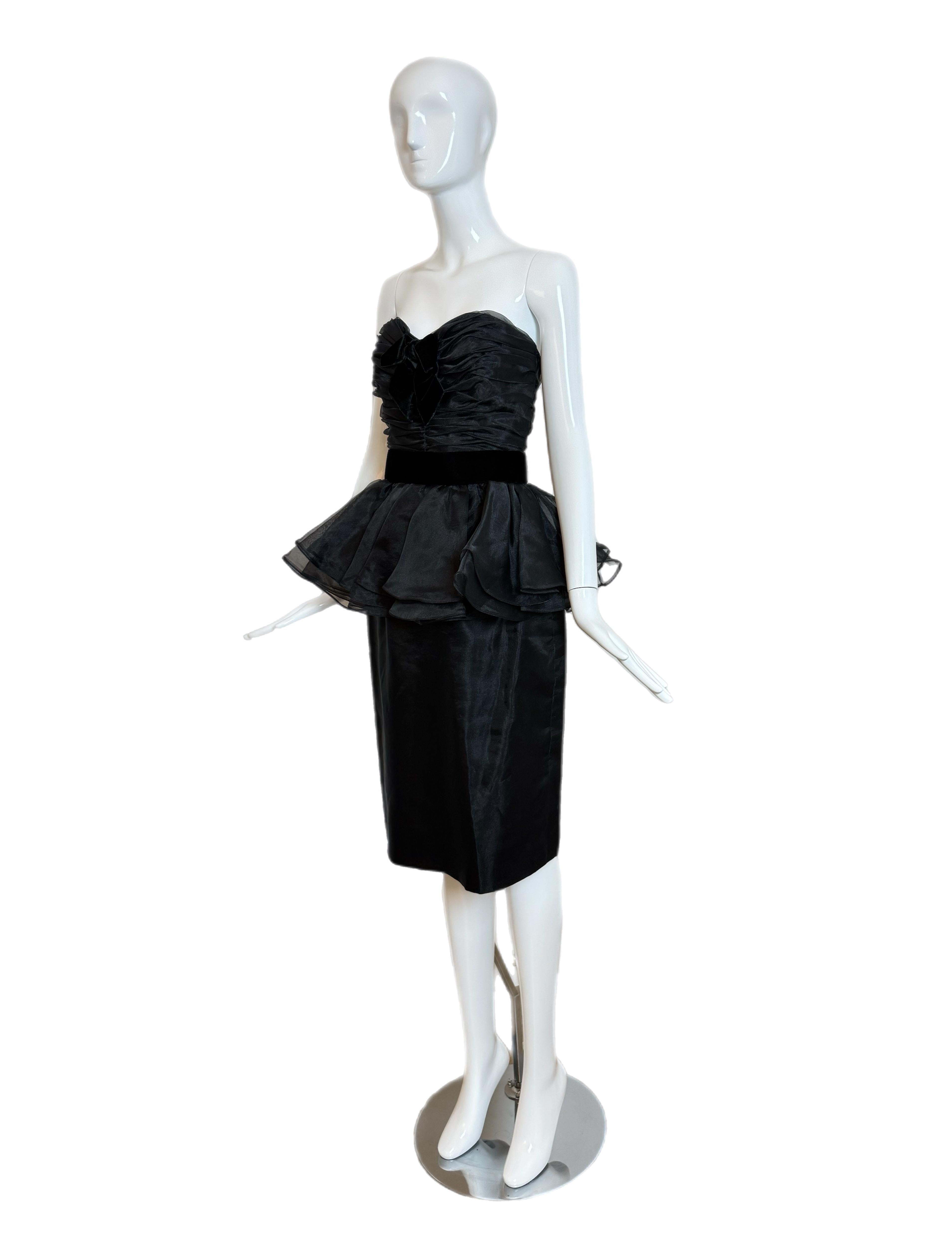 da uomo o donna Victor Costa 1986 Campione d'epoca LBD Peplum Bow Ruched in vendita