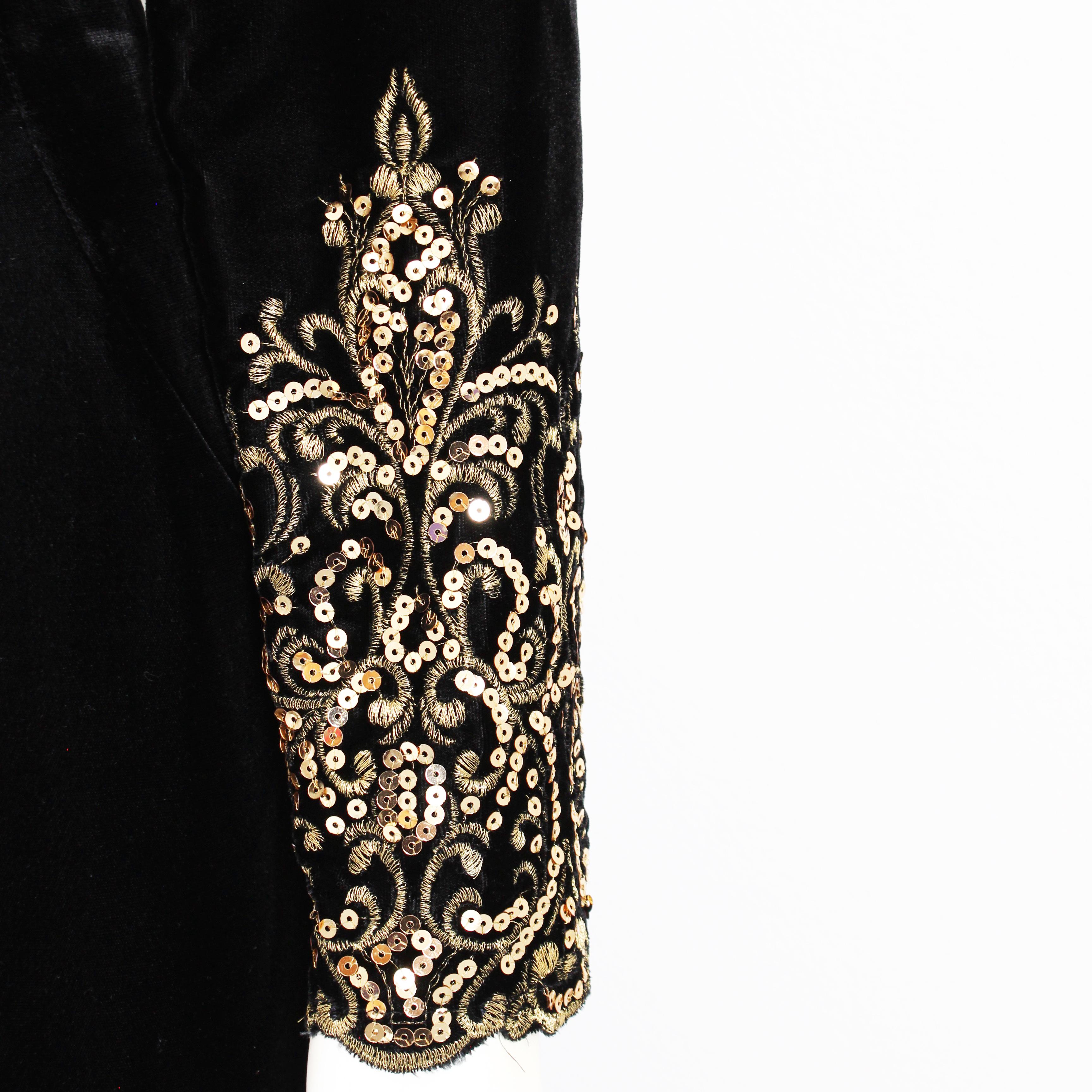 Victor Costa Evening Gown Black Velvet Embellished Sleeves Plunge Back 90s Sz 12 For Sale 2