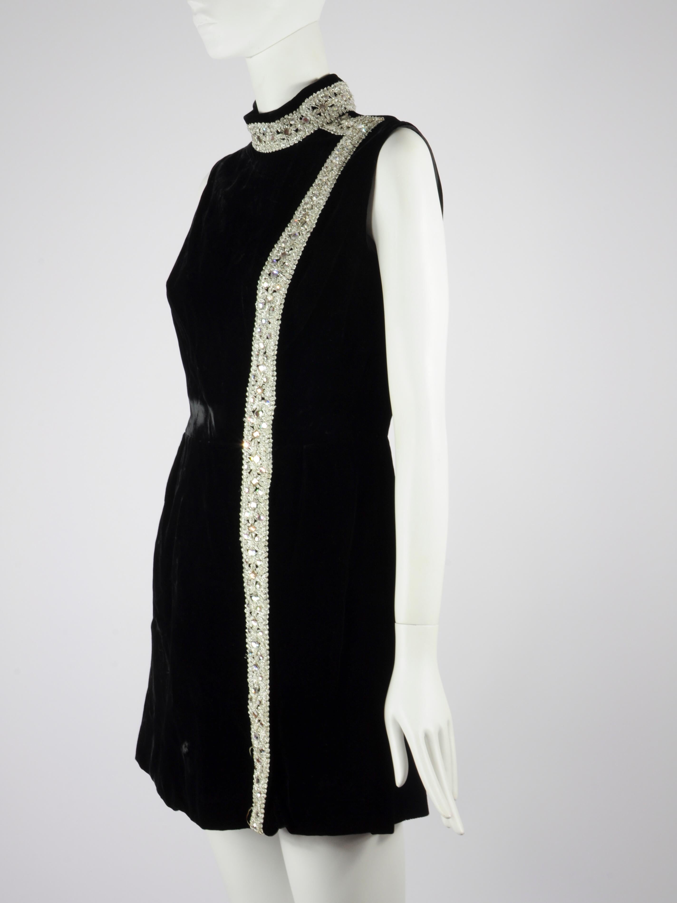 Women's Victor Costa Romantica Velvet Mini Cocktail Dress with Silver Embroidery 1970s