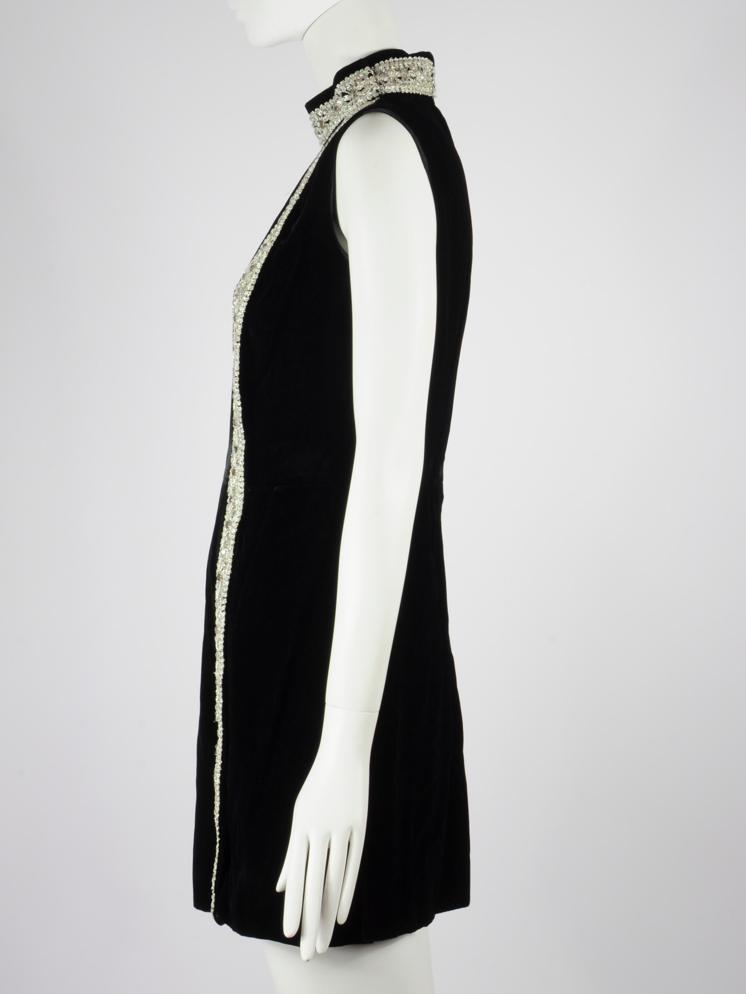 Victor Costa Romantica Velvet Mini Cocktail Dress with Silver Embroidery 1970s 1