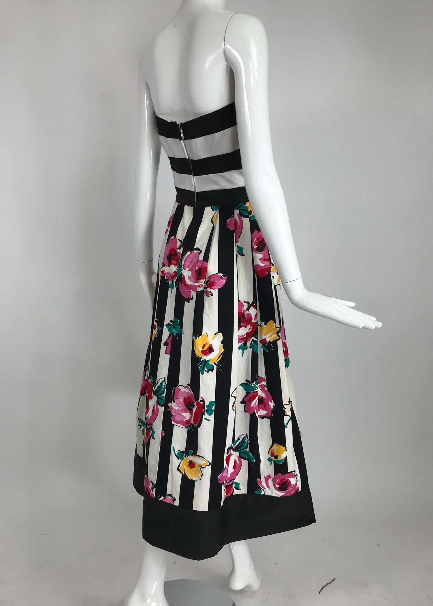 Victor Costa Strapless Black and White Stripe Floral Fit and Flare Dress In Good Condition For Sale In West Palm Beach, FL