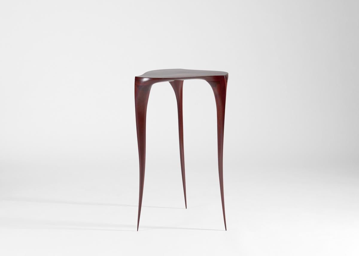 Victor DiNovi, dreieckiger Beistelltisch, Vereinigte Staaten, 1993 im Zustand „Gut“ im Angebot in New York, NY