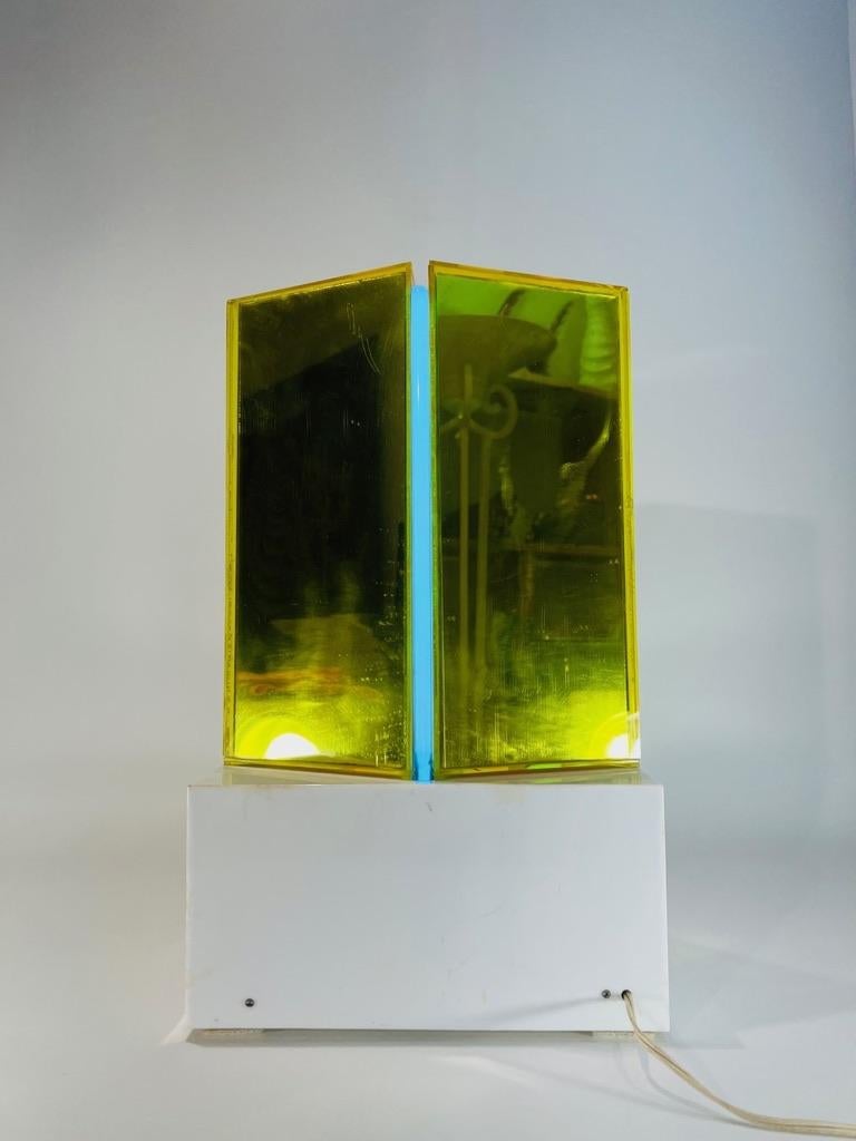 Brazilian Victor Gehard brazilian acrylic yellow table lamp 1973  For Sale