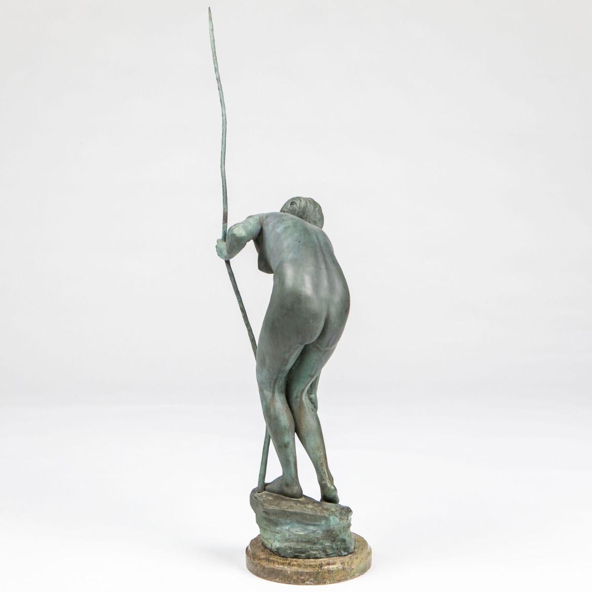 Victor Heinrich Seifert - Bronze Sculpture “Nude Woman Fishing Patinado en venta