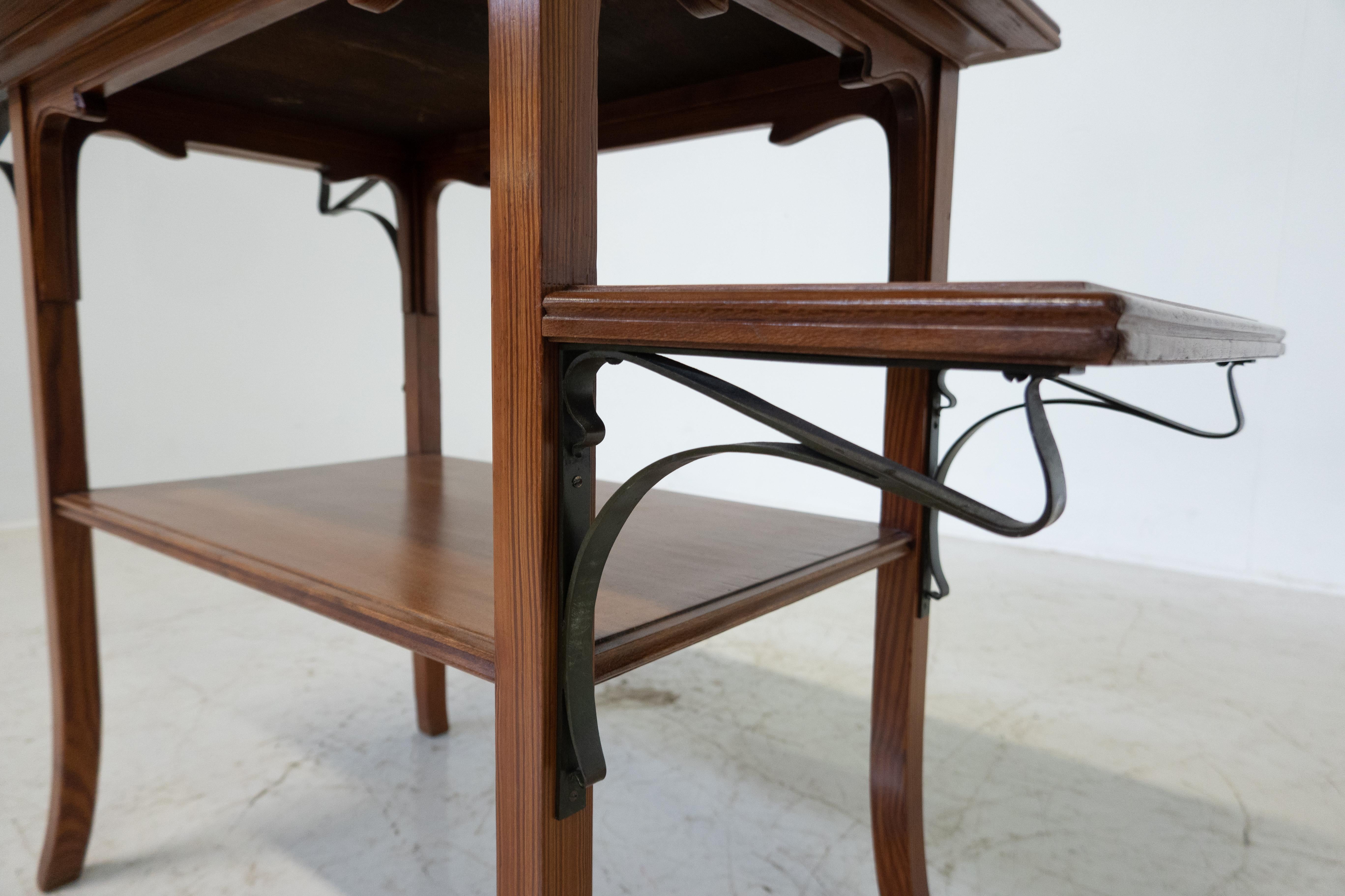 Early 20th Century Victor Horta Side Table, Art Nouveau, 1900s For Sale