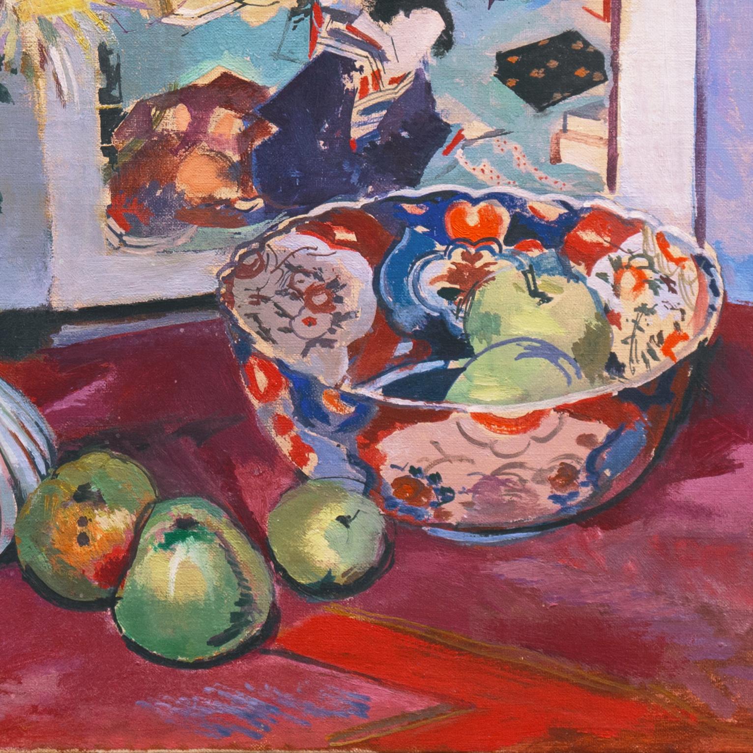 Nature morte avec une estampe japonaise, Paris, bol Imari, huile post-impressionniste - Gris Interior Painting par Victor Isbrand