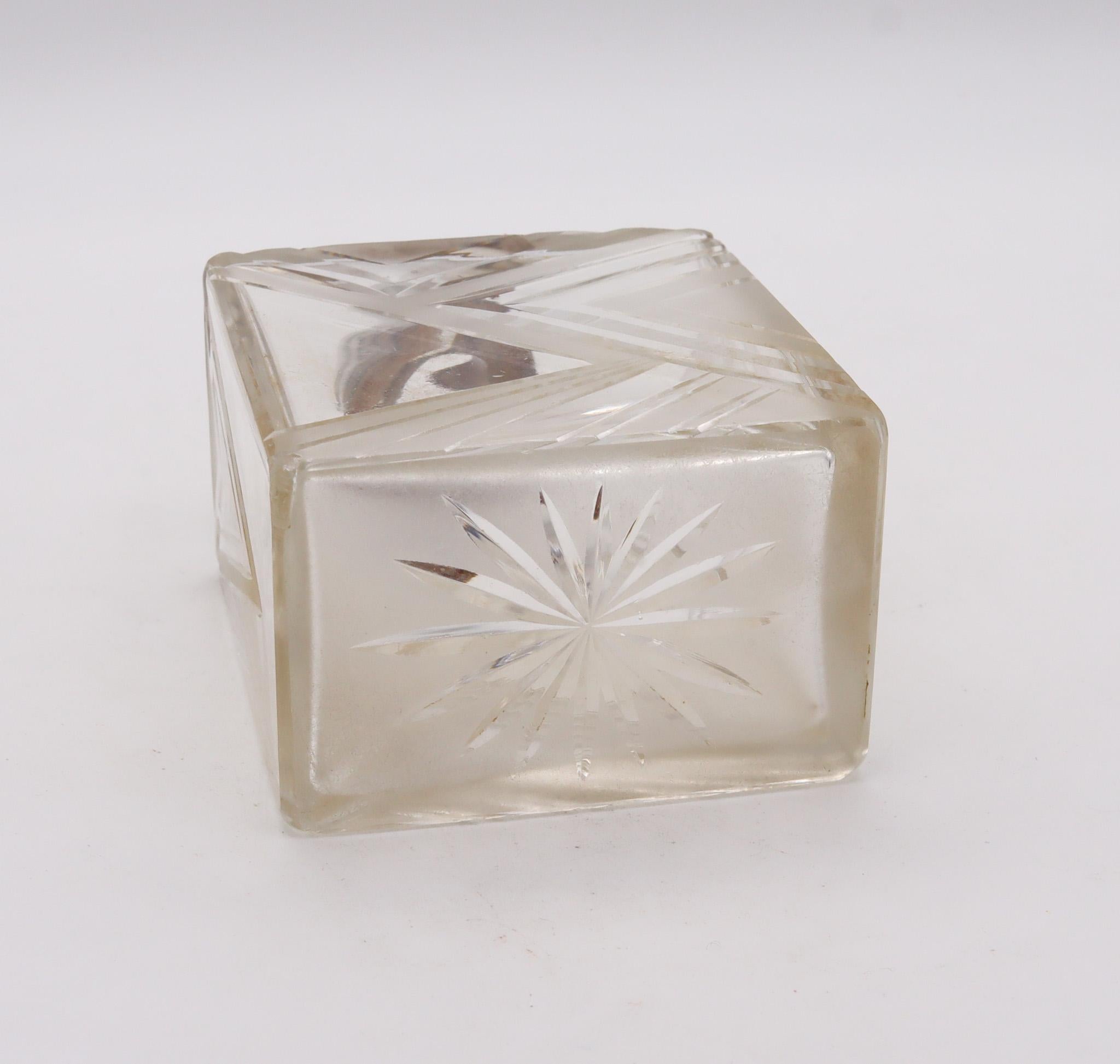Victor Leneuf 1925 Französisch Art Deco Geometrische Glas Parfümflasche .950 Silber (Handgeschnitzt) im Angebot