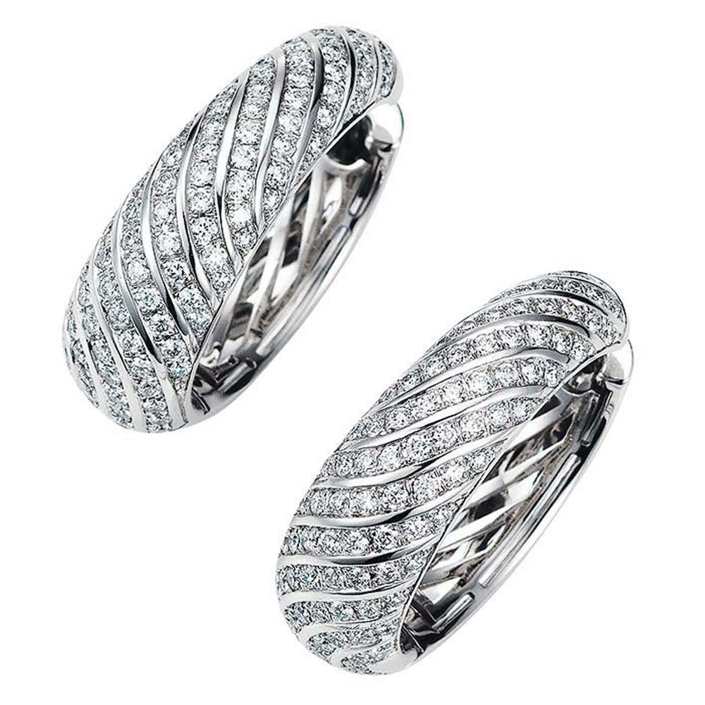Round Hoop Earrings 18k - White Gold - 180 Diamonds 1.35 ct G VS Width 7.7 mm For Sale
