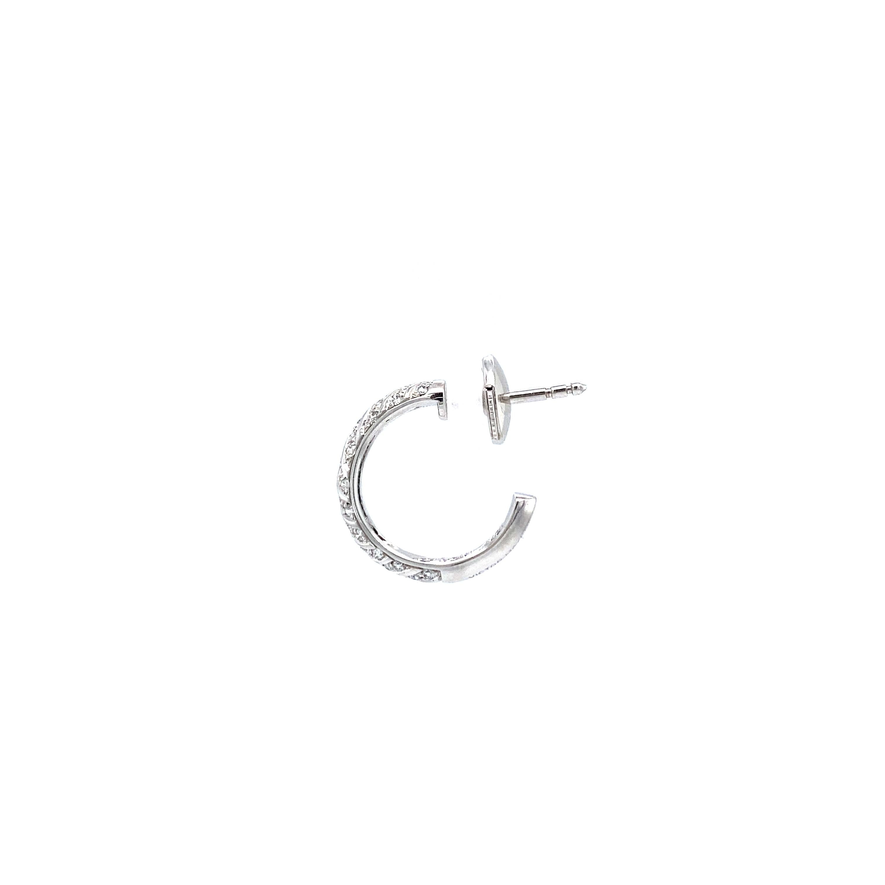 Round Hoop Stud Earrings 18k White Gold 104 Diamonds 0.52 ct G VS Width 3.4 mm For Sale 2