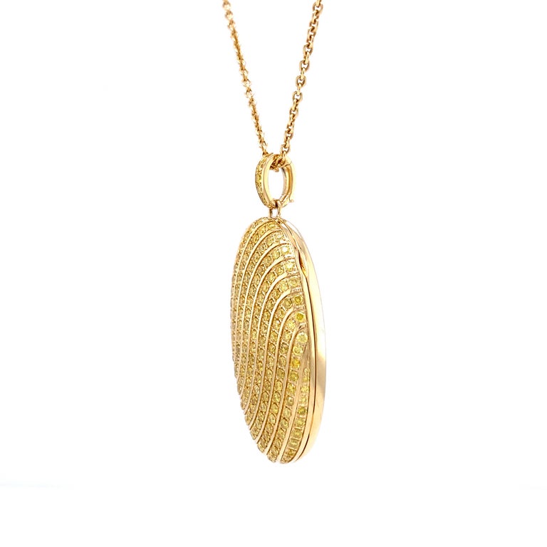 Customizable Oval Locket Pendant 18k Yellow Gold 155 Diamonds 1.76 ct ...