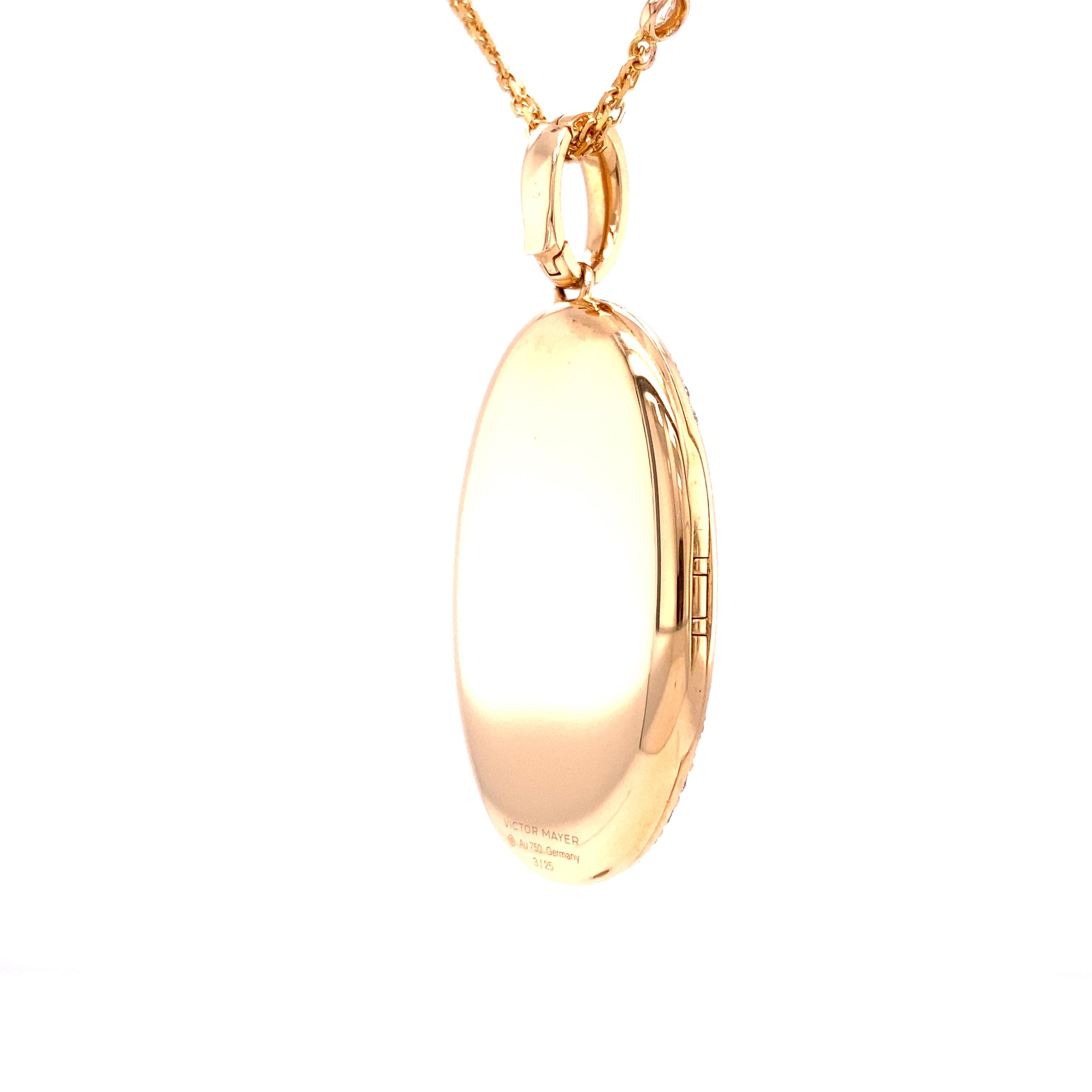 Contemporary Customizable Oval Locket Pendant Necklace - 18k Rose Gold - 151 Diamonds 4.18 ct For Sale