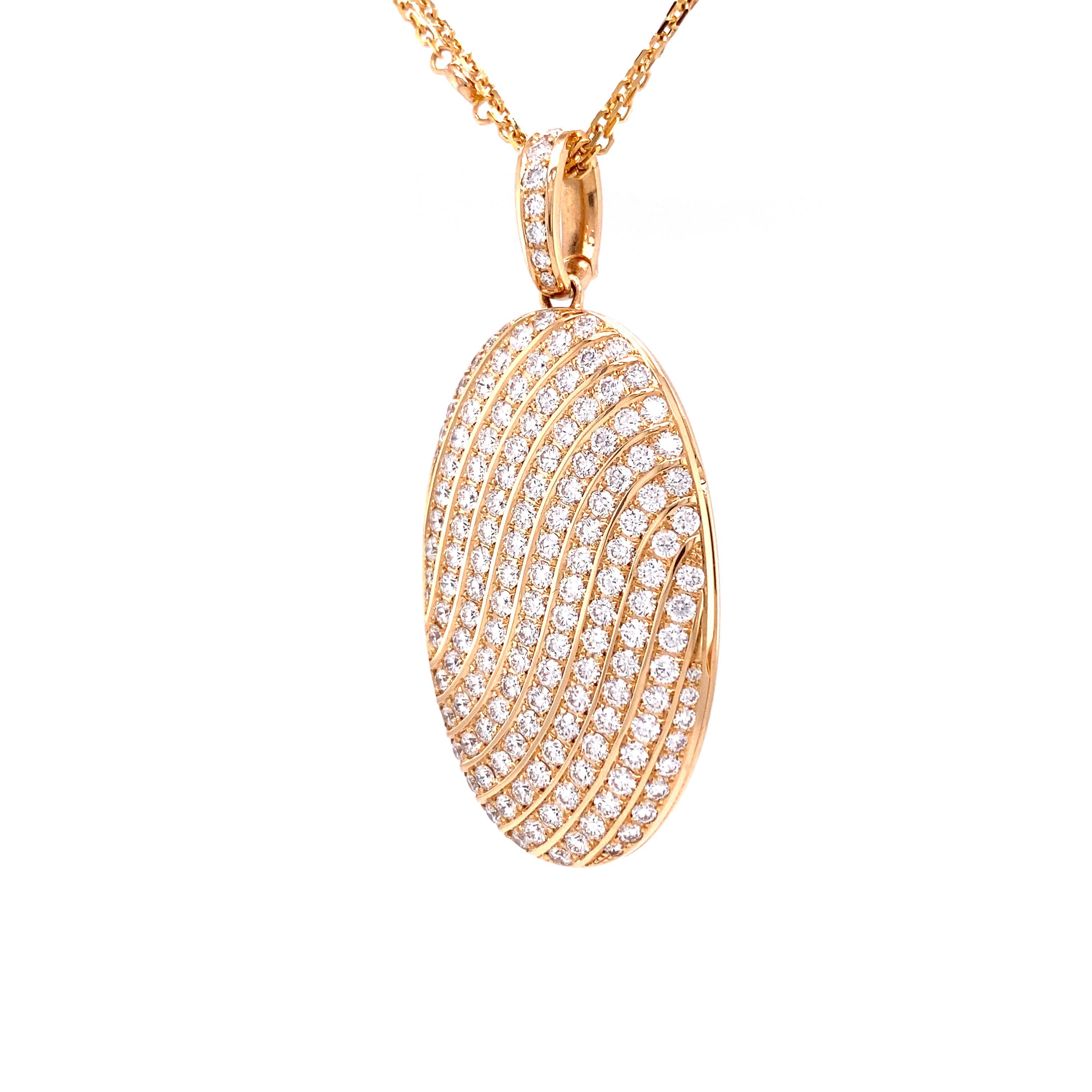 Customizable Oval Locket Pendant Necklace - 18k Rose Gold - 151 Diamonds 4.18 ct For Sale 1