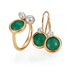 Round Dangle Earrings 18k Yellow Gold Turquoise Vitreous Enamel 2 Akoya Pearls