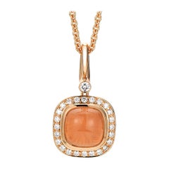 Used Square Era Pendant 18k Rose Gold 25 Diamonds 0.55 ct G VS 1 Rose Quartz Cabochon