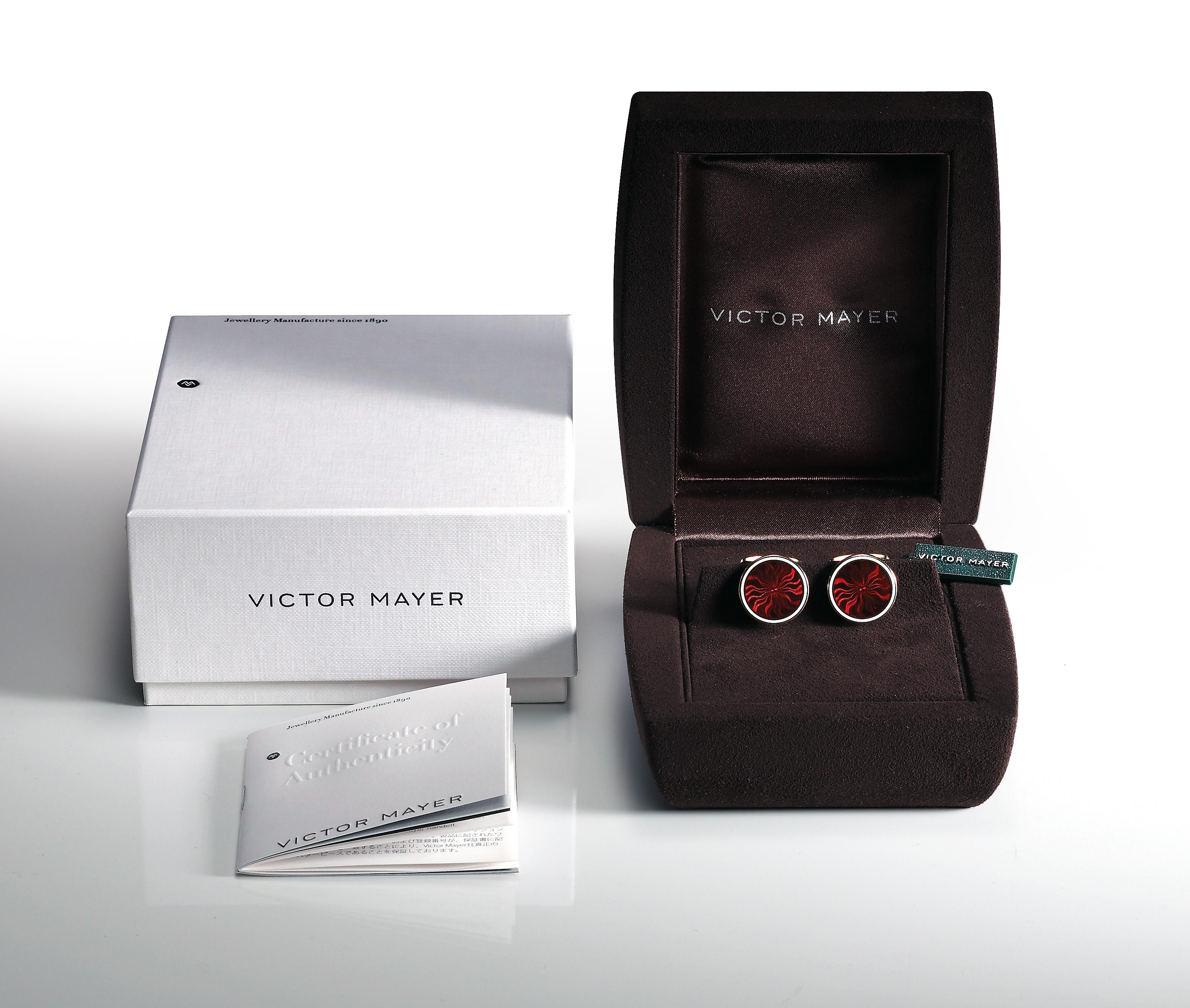 Victor Mayer Cufflinks Globetrotter Round 18k Rose Gold with Black Enamel Ø 20mm For Sale 6