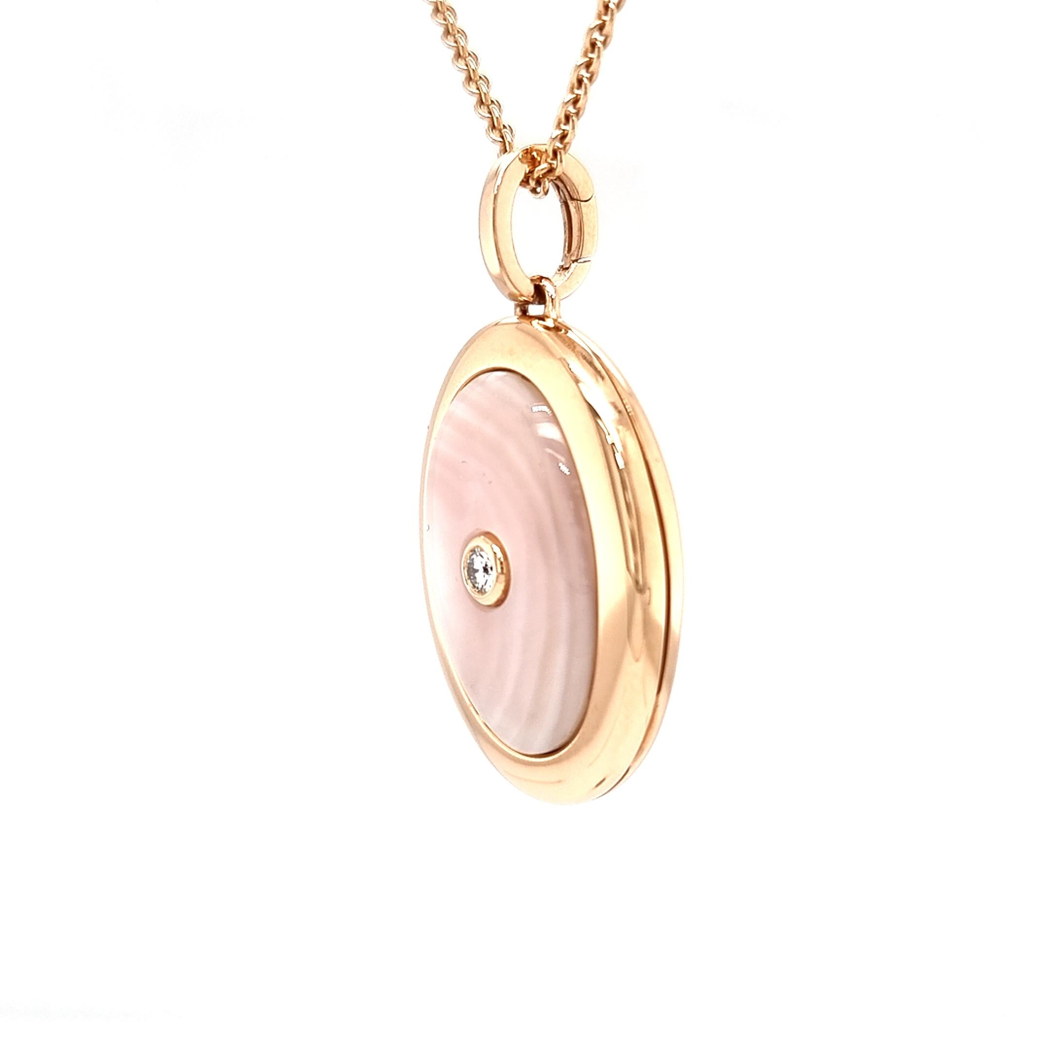 Contemporary Customizable Oval Locket Pendant 18k Rose Gold 1 Diamond 0.10 ct H VS Pink Pearl For Sale