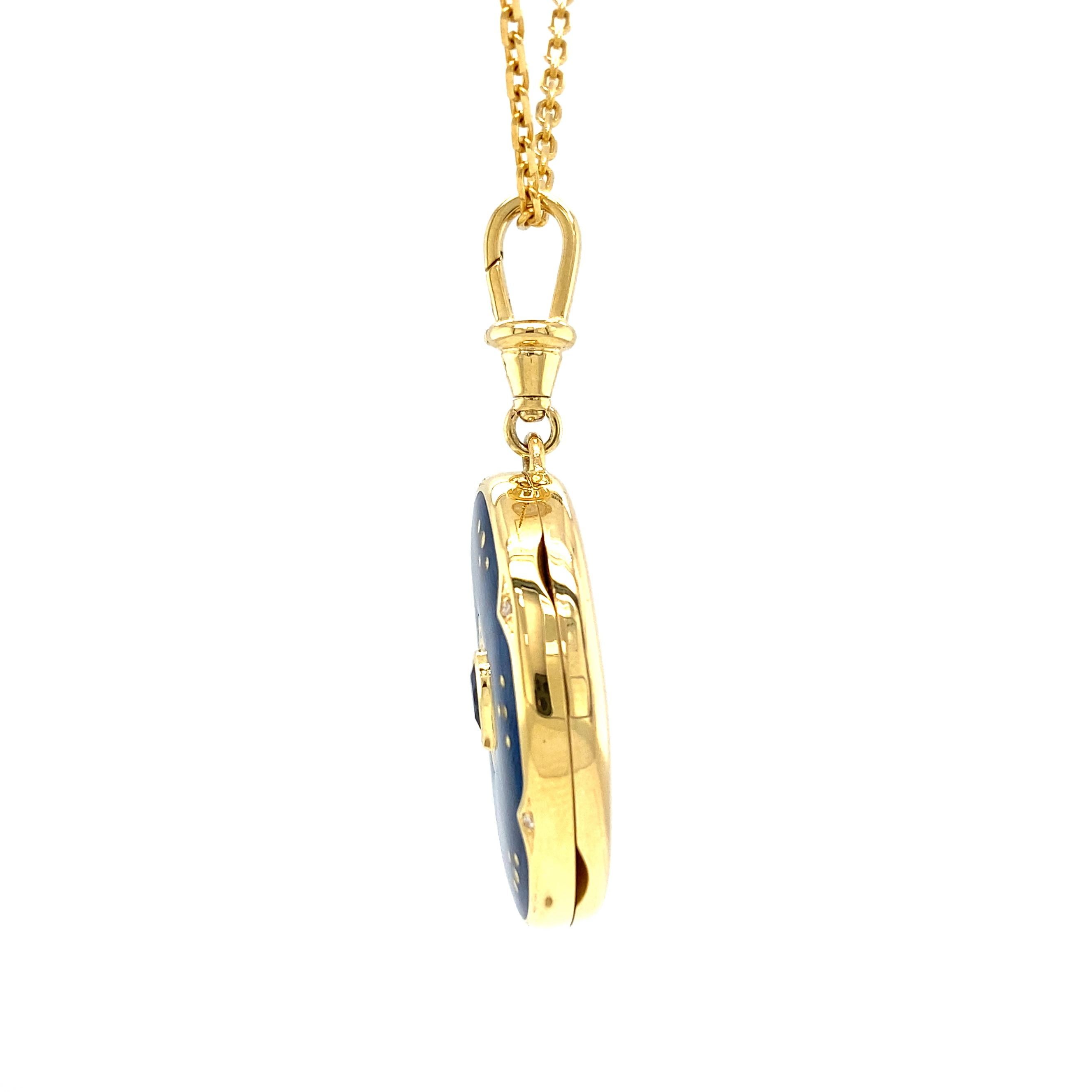 Pendentif médaillon ovale en or jaune 18 carats, émail bleu vitreux et 9 diamants 1 saphir en vente 2
