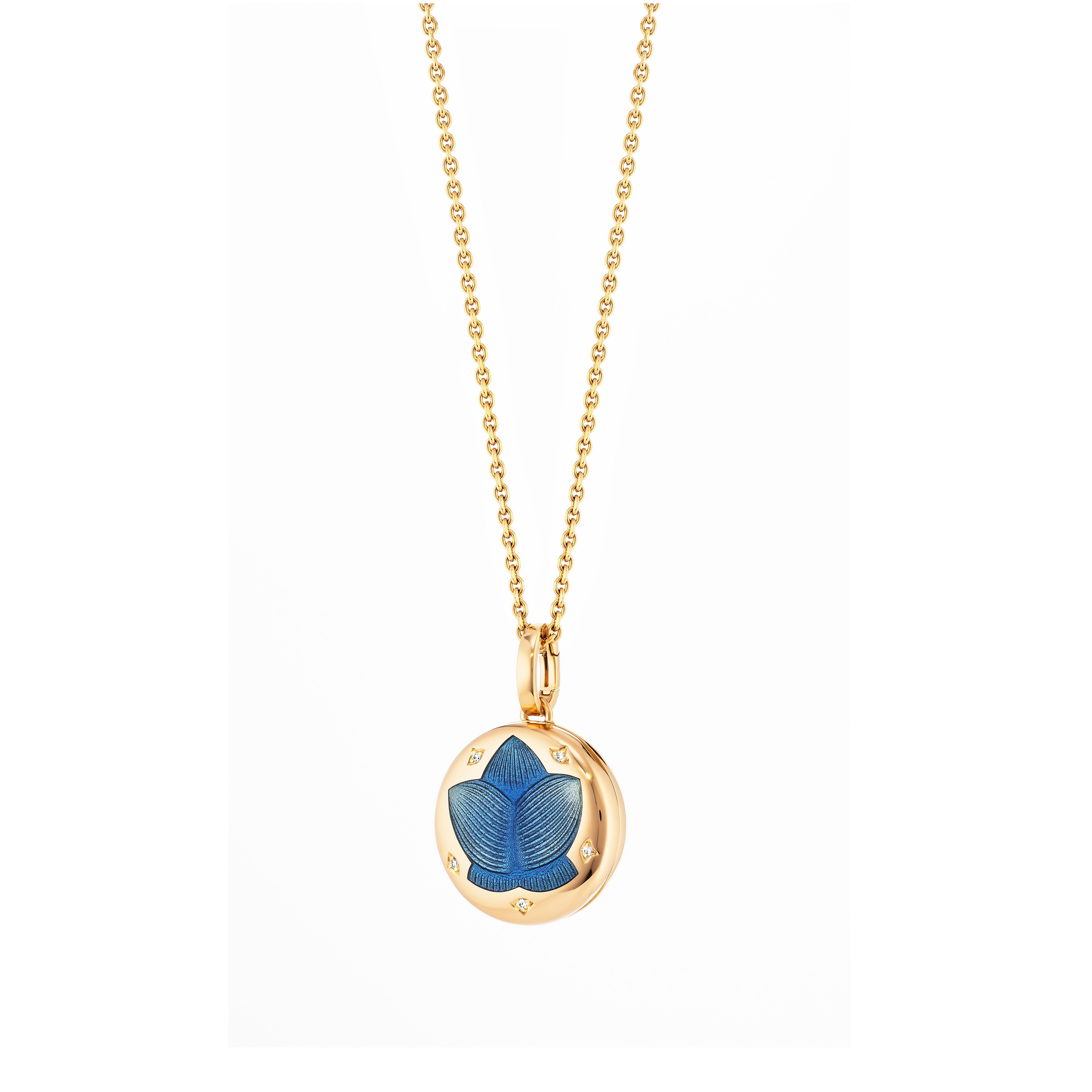 Brilliant Cut Round Locket Pendant 18k Yellow Gold Opalescent Blue Vitreous Enamel 5 Diamonds For Sale