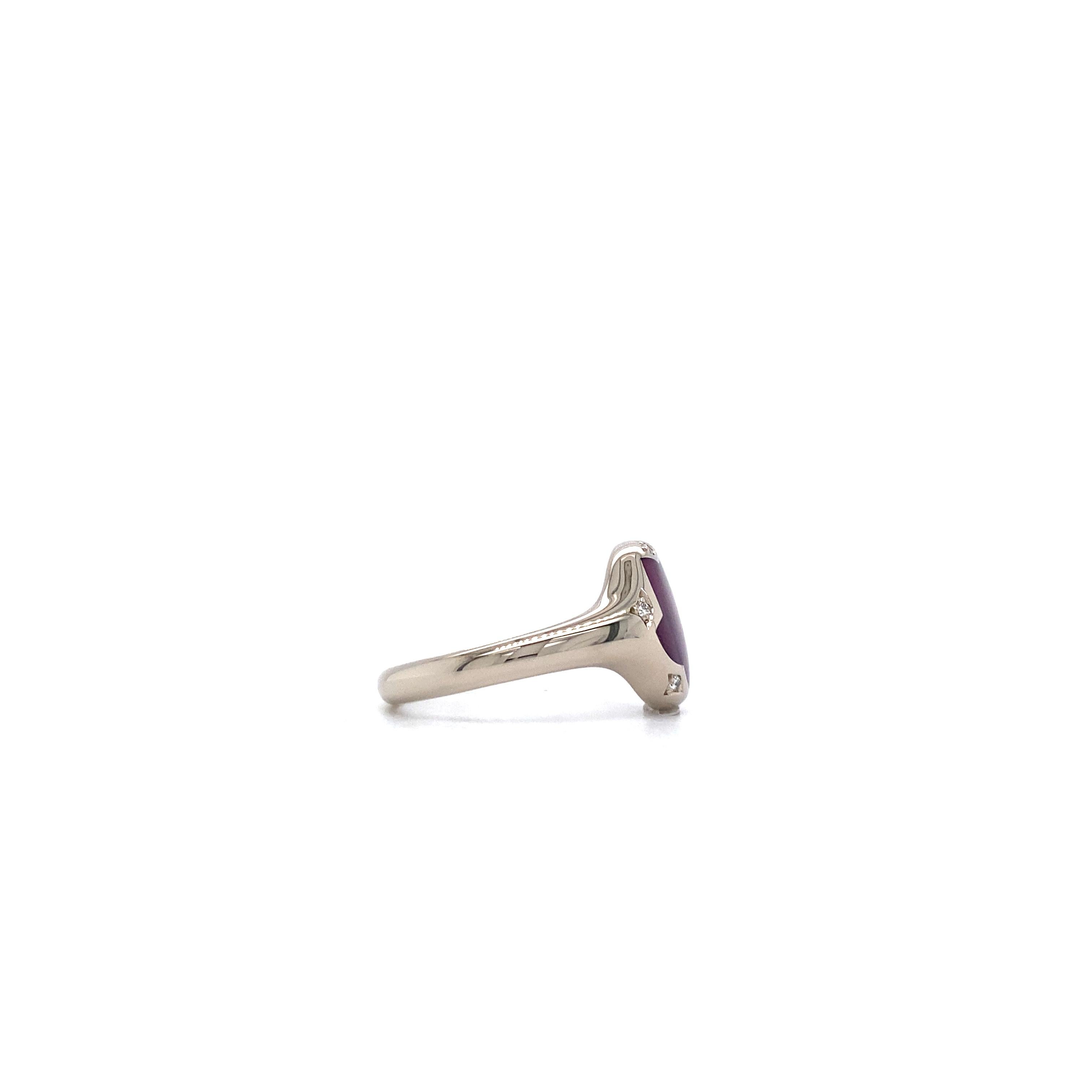 Ring Enamel Round Opalescent Purple 18k White Gold 5 Diamonds 0.03 ct For Sale 2