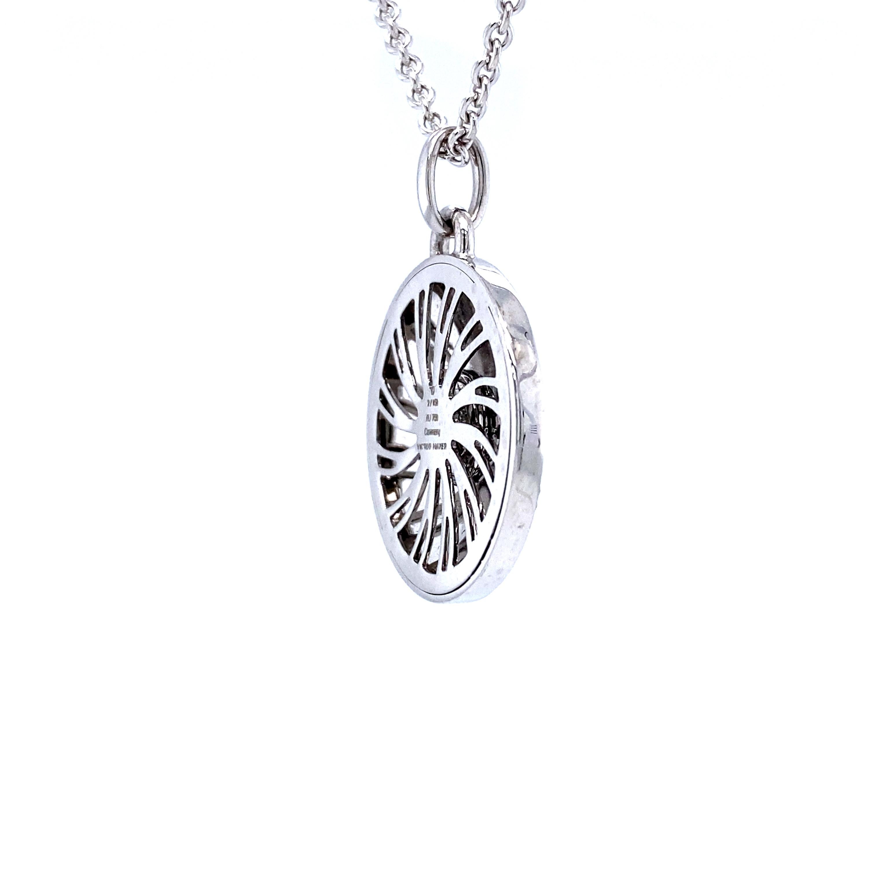 Women's Round Pendant Opera 18k White Gold Silver Fondant Enamel 92 Diamonds 0.37 ct GVS For Sale