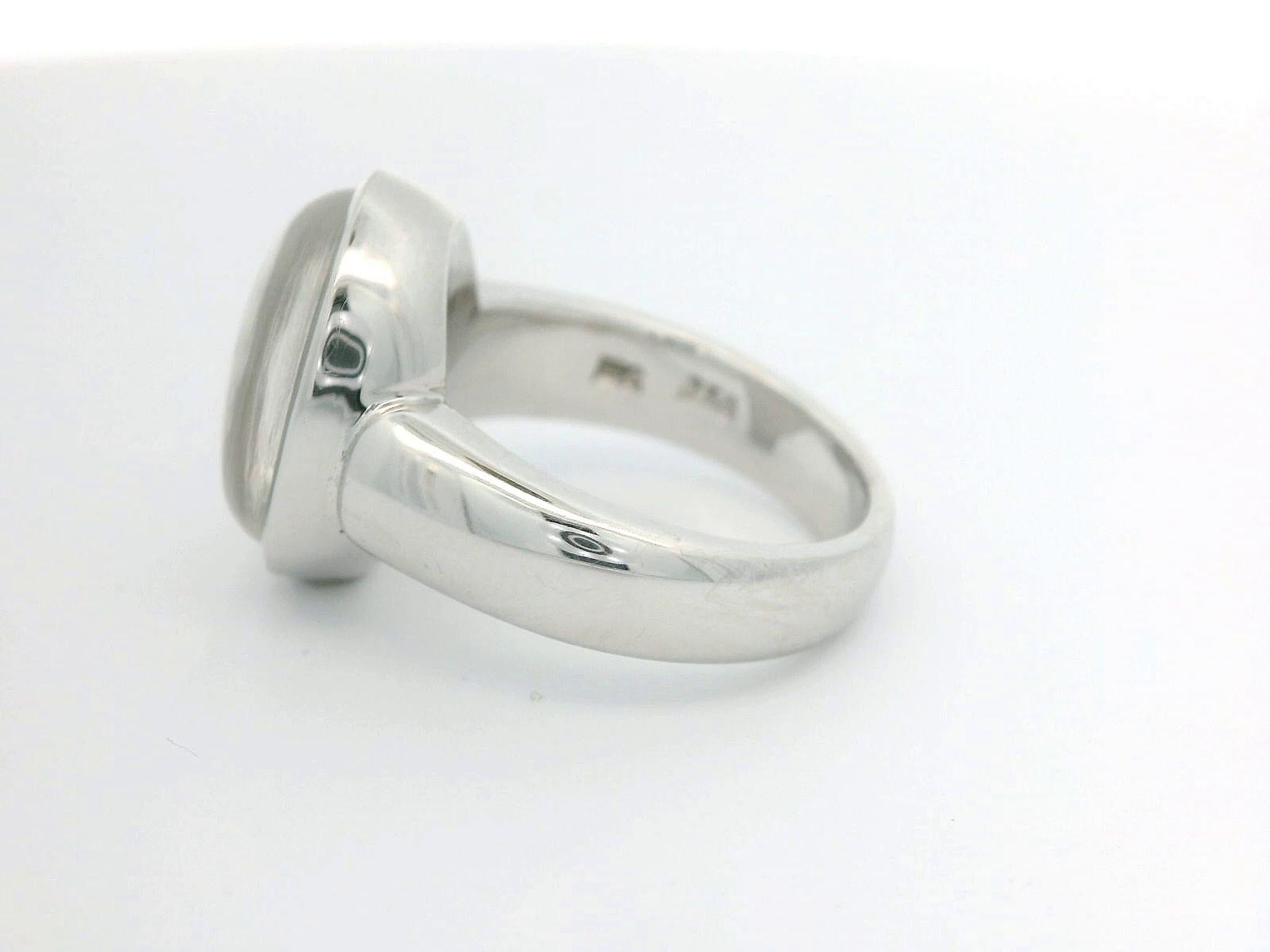 Oval Cut Victor Mayer Oval Signet Ring, 18k White Gold, Moon Stone white with Engraving For Sale