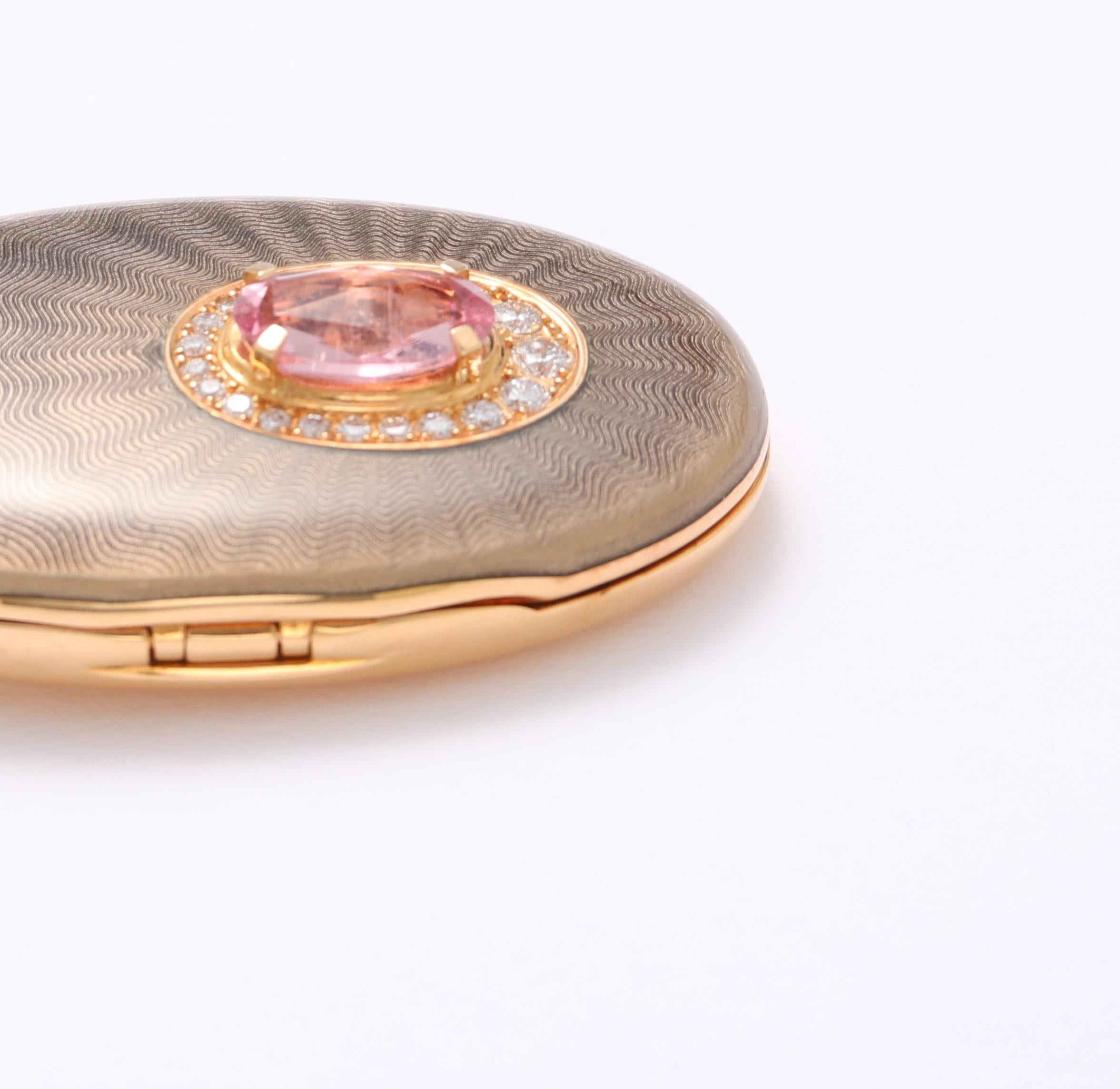 Oval Locket Pendant 18k Rose Gold Grey/Pink Enamel 26 Diamonds 1 Pink Tourmaline For Sale 4