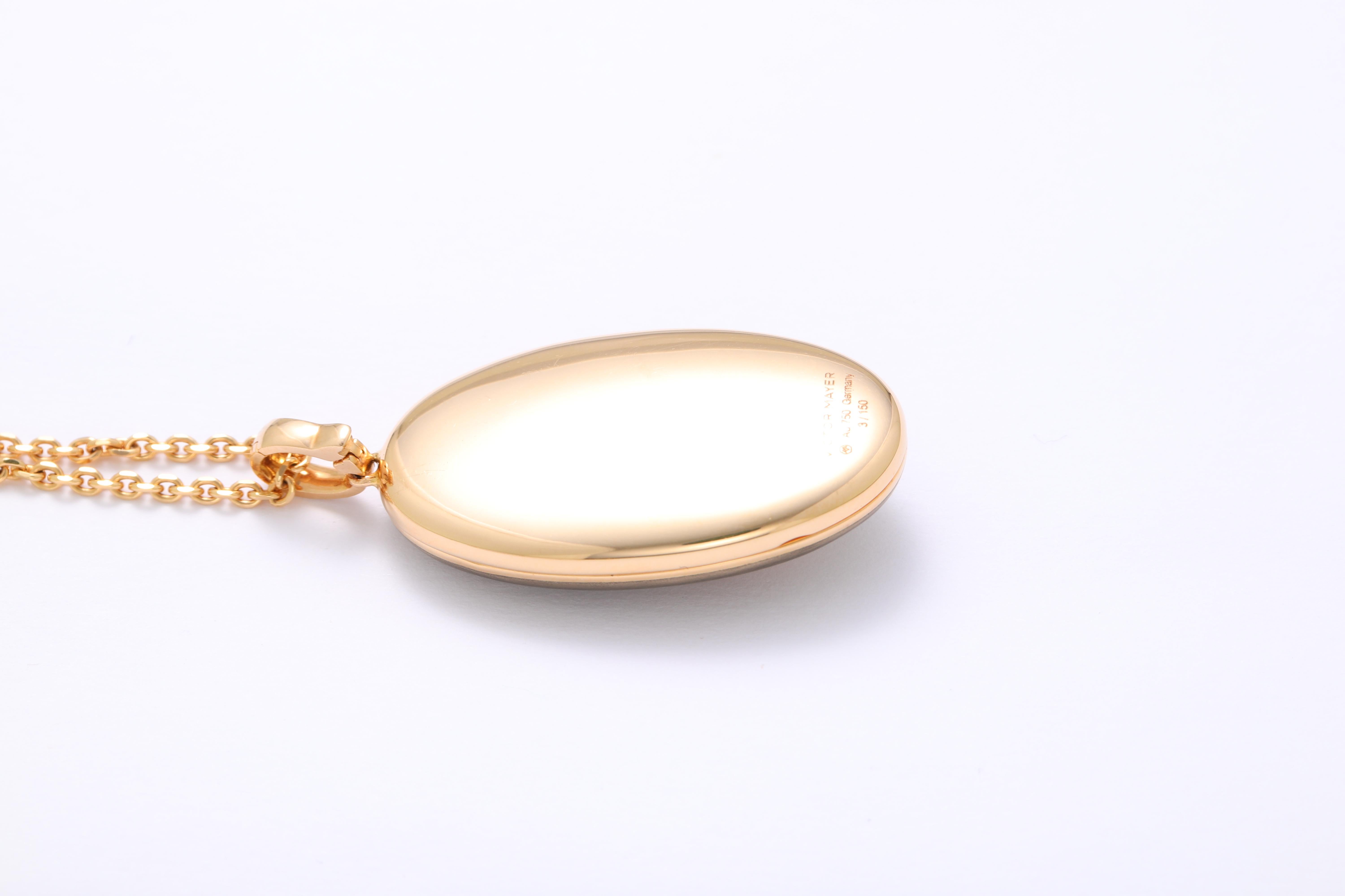 Locket Pendant Necklace 18k Rose Gold Grey/Pink Enamel 26 Diamonds 1 Tourmaline For Sale 4
