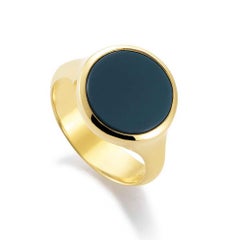Victor Mayer Signet Ring Round 18k Yellow Gold Niccolo