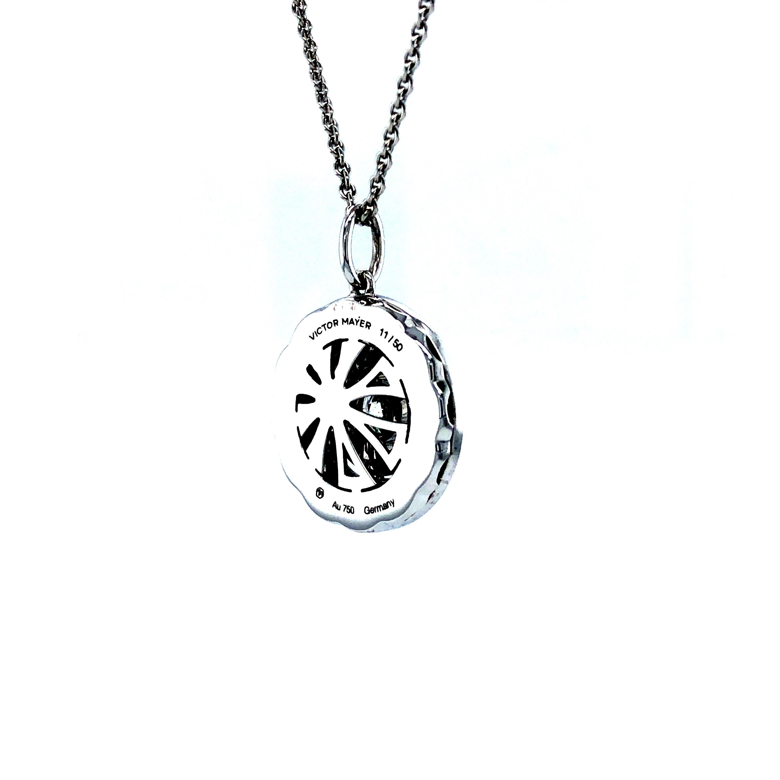 Pendentif rond en or blanc 18 carats, or jaune, émail violet vitreeux et diamants 1,27 carat en vente 2