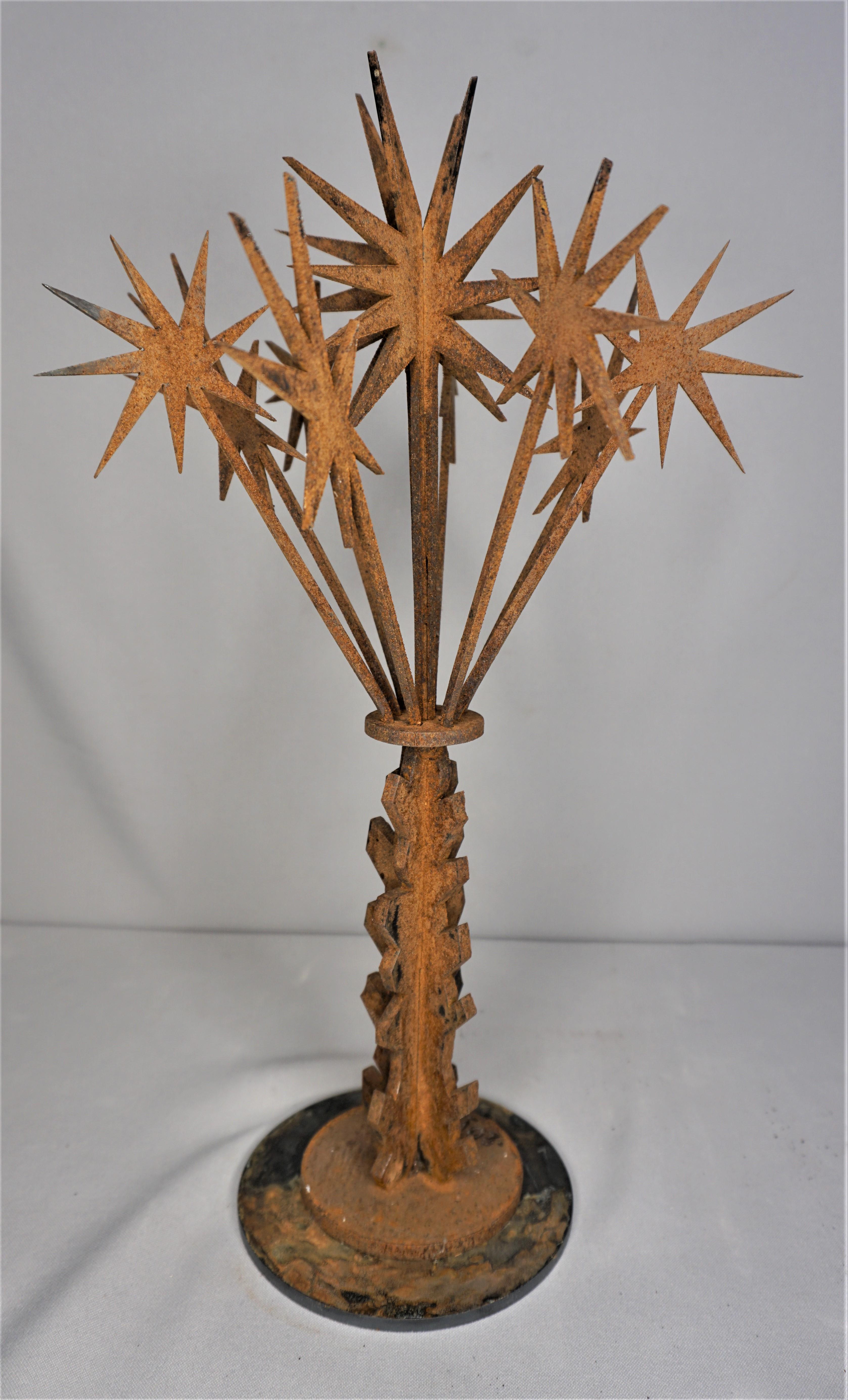 Palm - Sculpture by Victor Prodanchuk