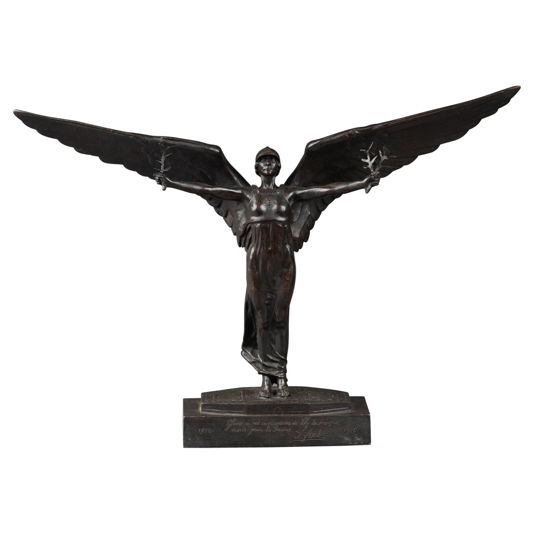 Victor Segoffin (1868-1925) : "Victoria alada", bronce patinado C. 1920/30 en venta