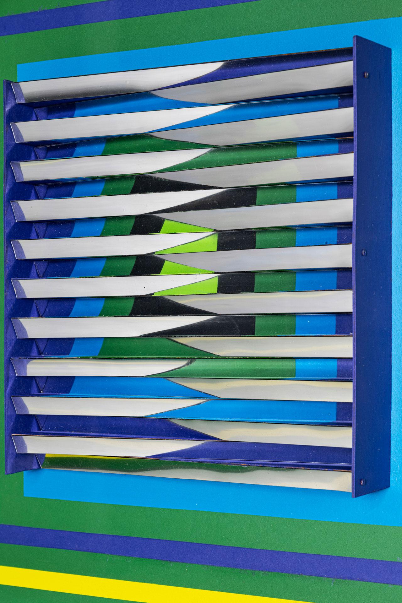 Víctor Valera, Umbria, 1975, legno policromo e vinile, 68 x 68 x 10 cm in vendita 1