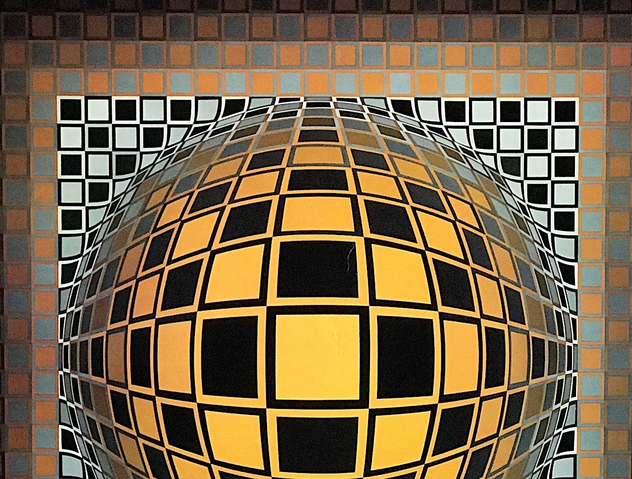 VICTOR VASARELY
VASARELY CENTER NY 
Original-Op-Art-Poster, herausgegeben vom VCNY (Vasarely Center New York), New York, 1978.
Postergröße -  32 x 24 Zoll, ungerahmt, unsigniert, leuchtende Farben

VASARELY CENTER NY wurde im