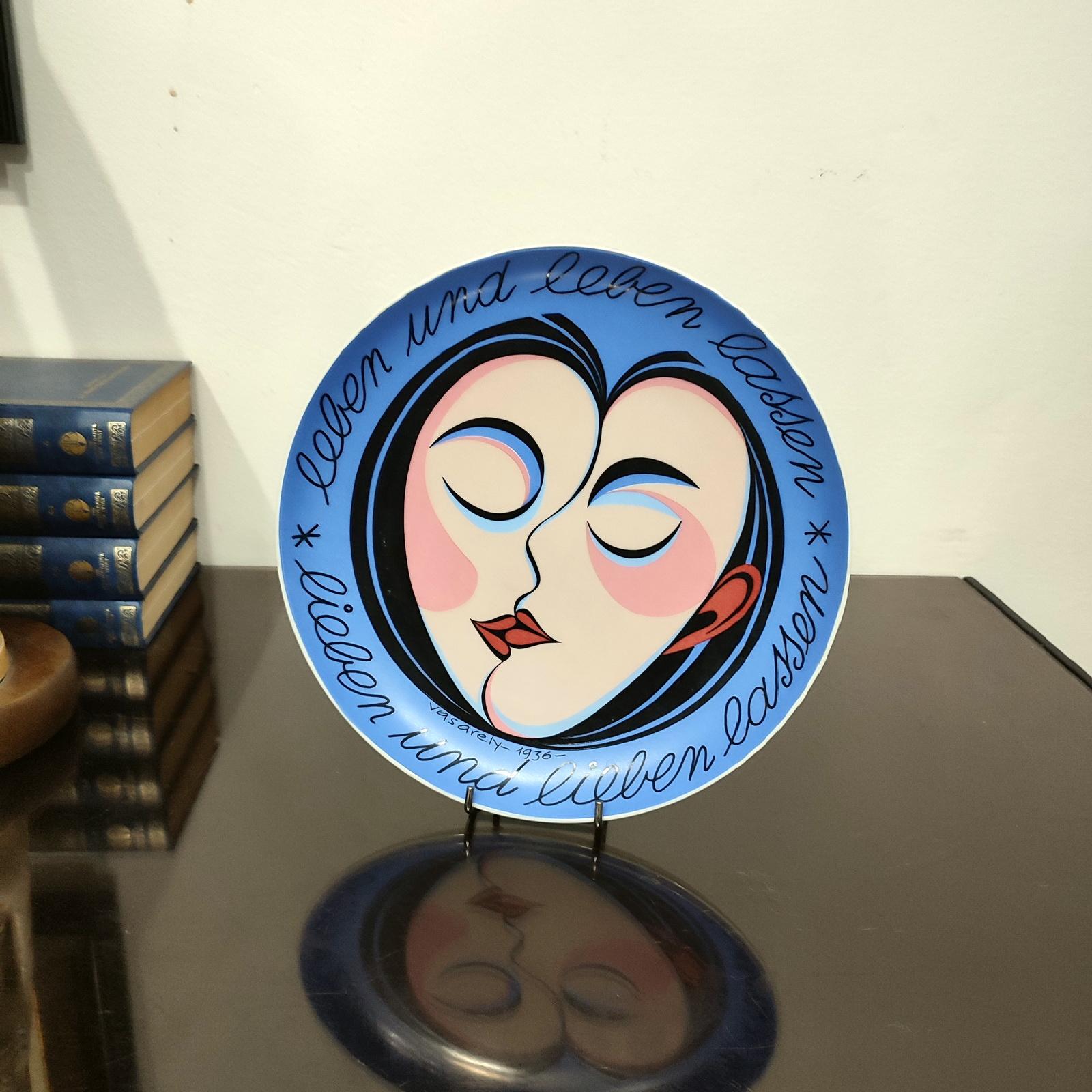 Late 20th Century Victor Vasarely Rosenthal Studio Line Limited Edition Porcelain Plate For Sale
