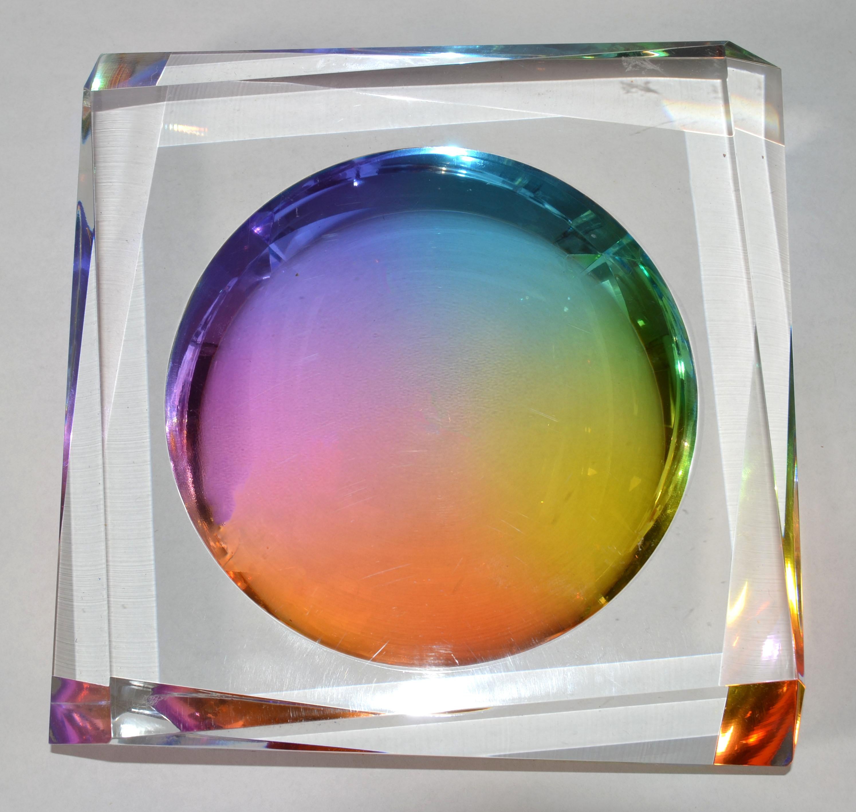 Victor Vasarely Style Op Art Vintage Lucite Cube Presse-papier Accessoires de bureau en vente 5