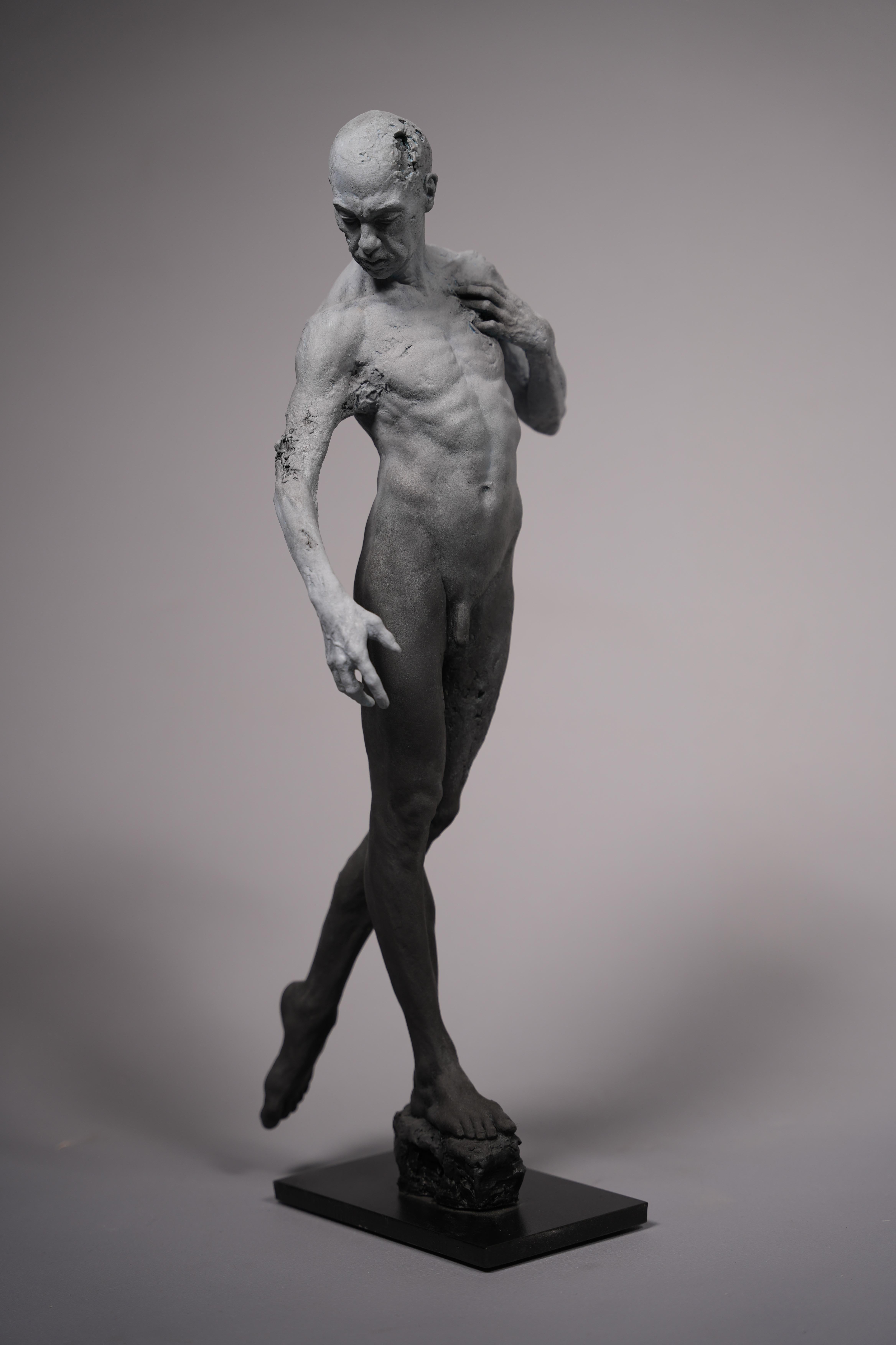Resistance Big Standing Resin Sculpture Portrait Human Male Nude Realism For Sale 2