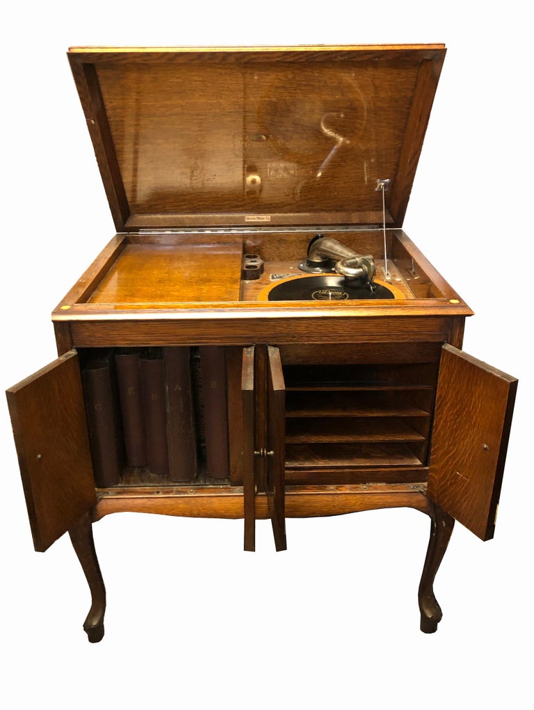 Victor Victrola Model Vv S 215 In Mahogany Cabinet In Working