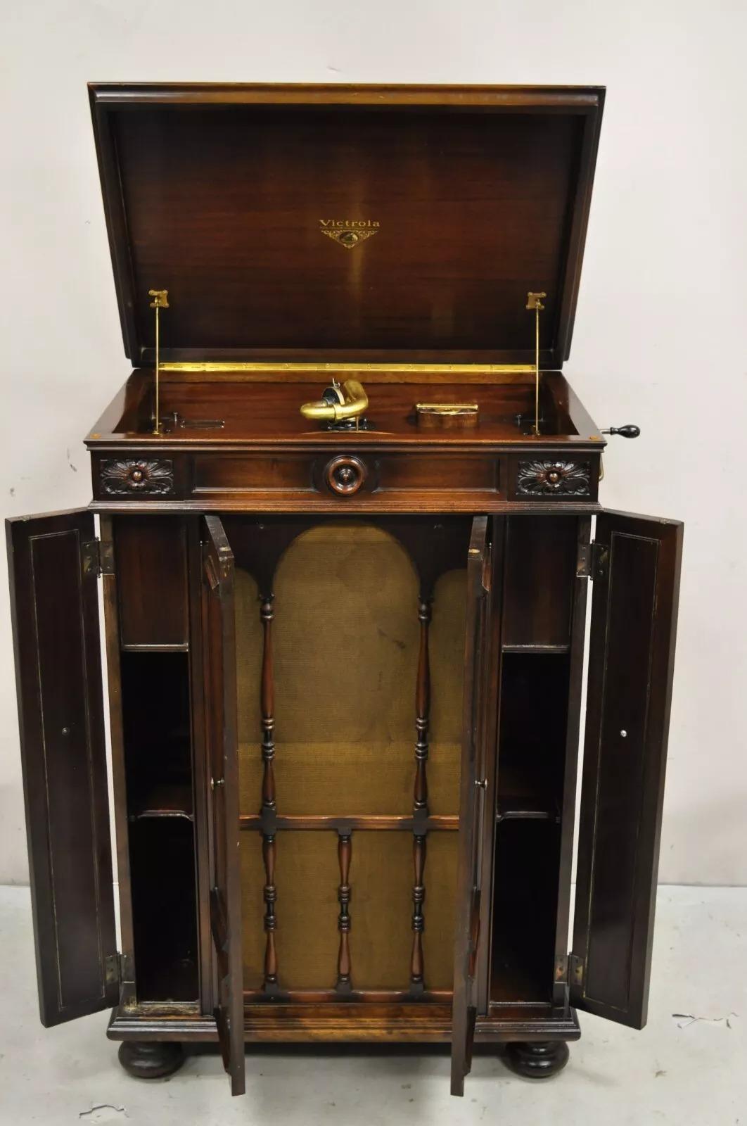 Antiguo tocadiscos Victor Victrola Talking Machine de caoba 