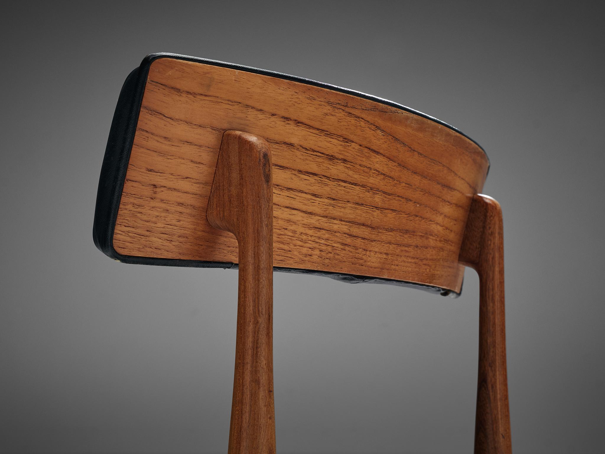 Mid-Century moderno Victor Wilkins per G-Plan Sedia da pranzo 'Fresco' in teak e tessuto nero in vendita
