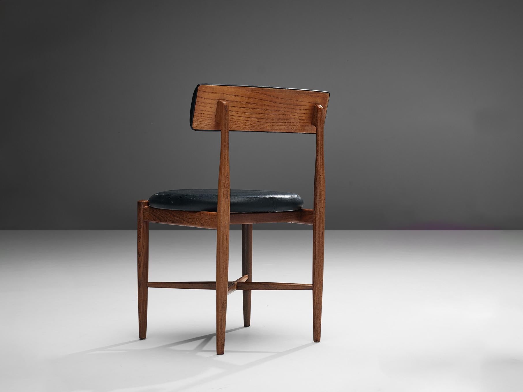 Metà XX secolo Victor Wilkins per G-Plan Sedia da pranzo 'Fresco' in teak e tessuto nero in vendita