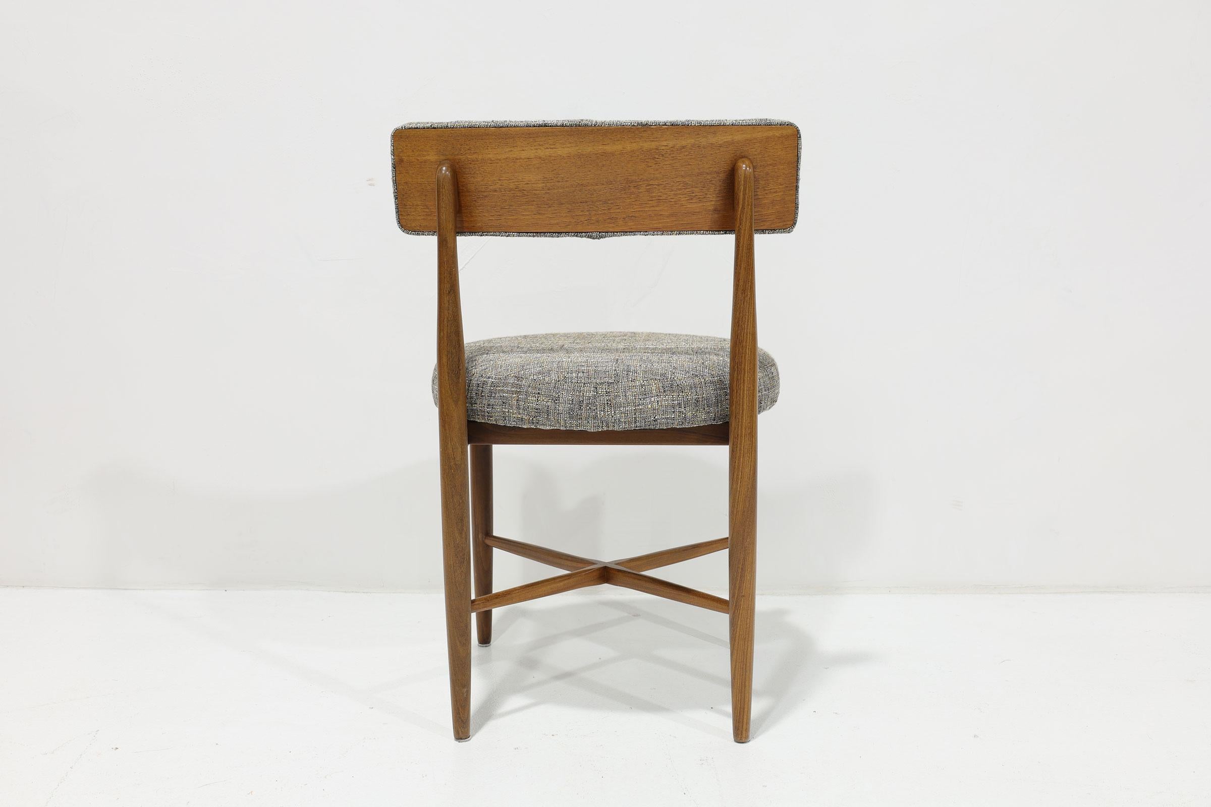 English Victor Wilkins for G Plan Set of Eight  'Fresco' Dining Chairs in Teak