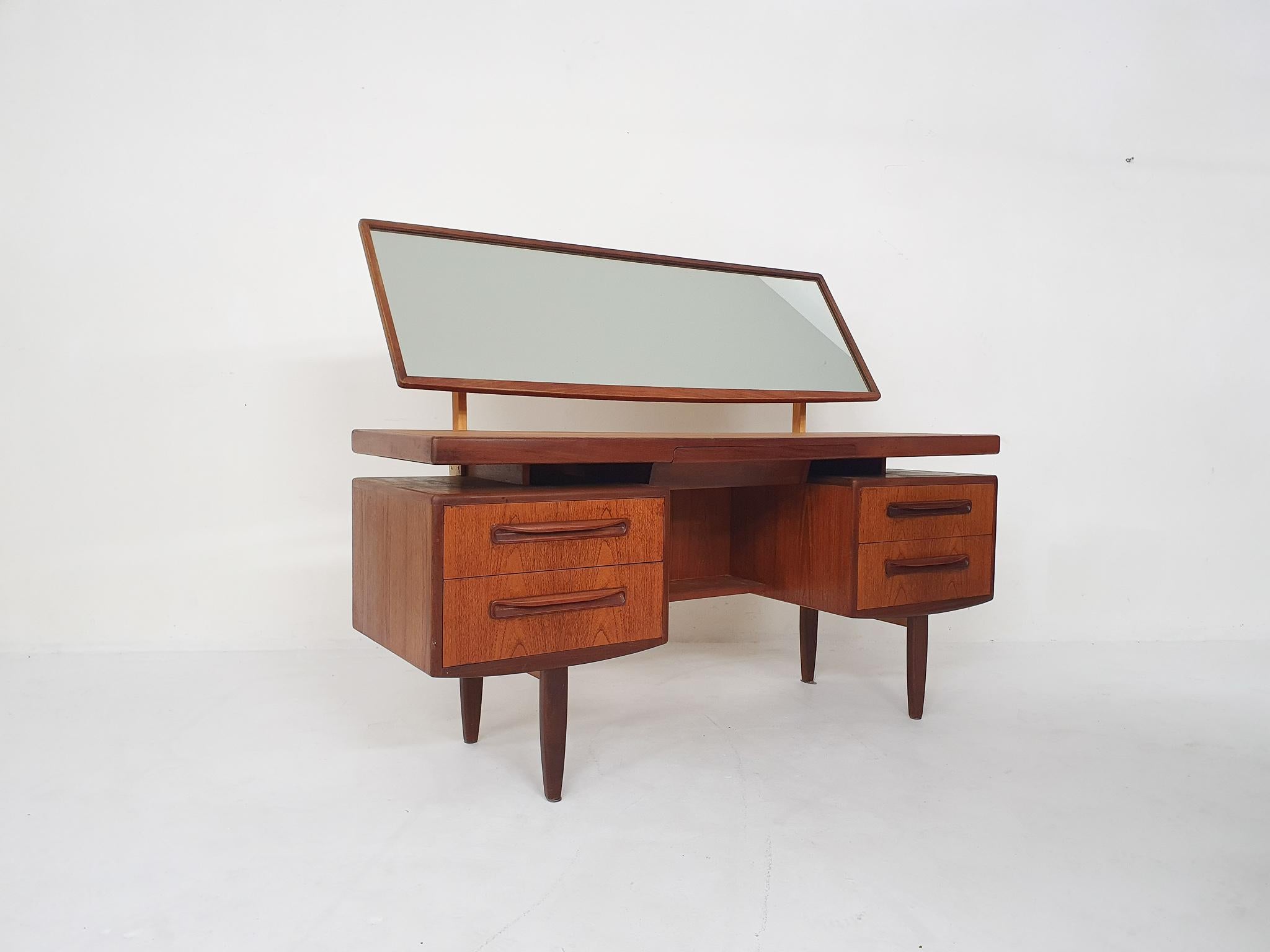 g plan vanity table