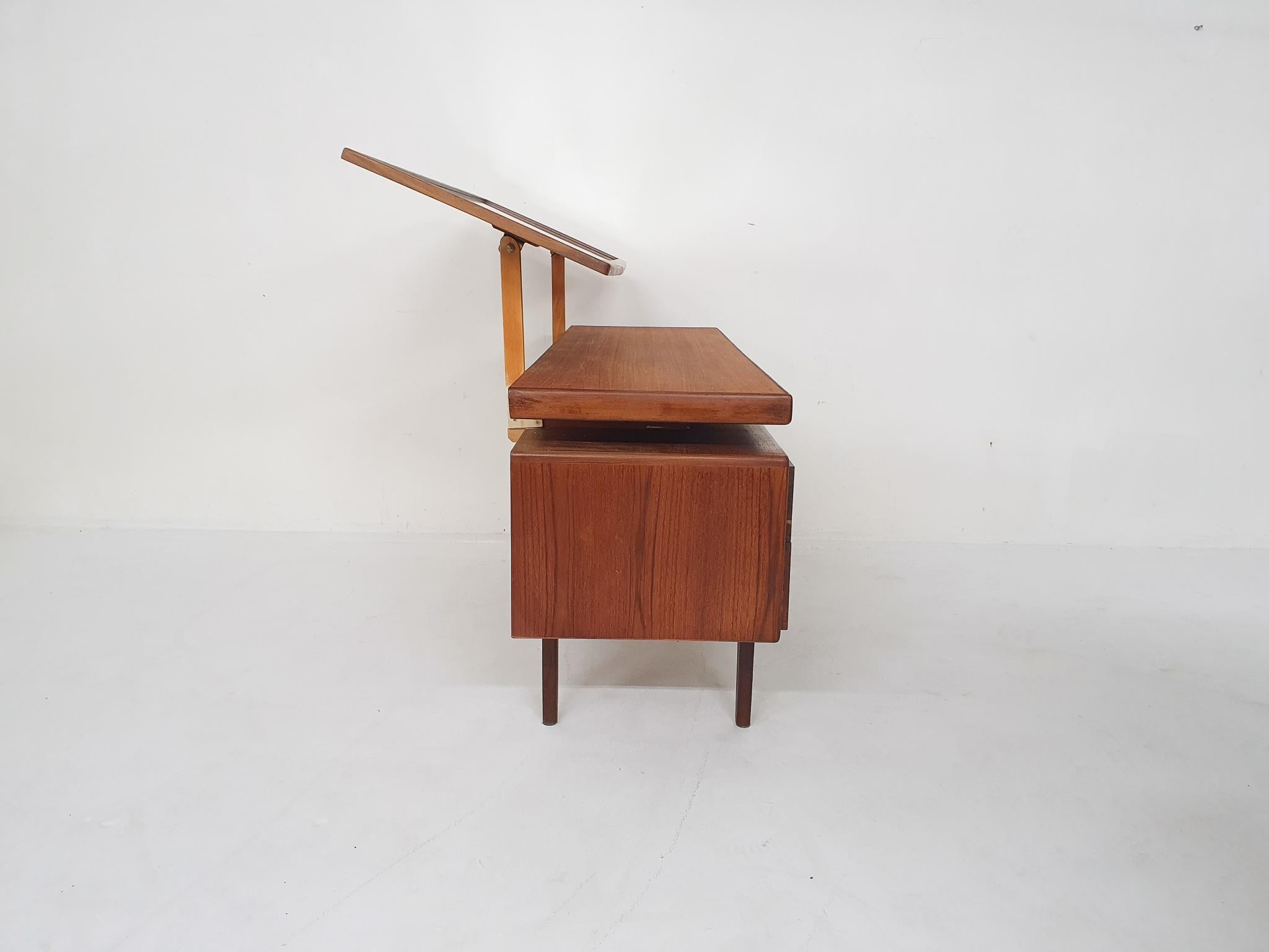 20th Century Victor Wilkins for G-Plan Vanity or Dressing Table, U.K 1960s