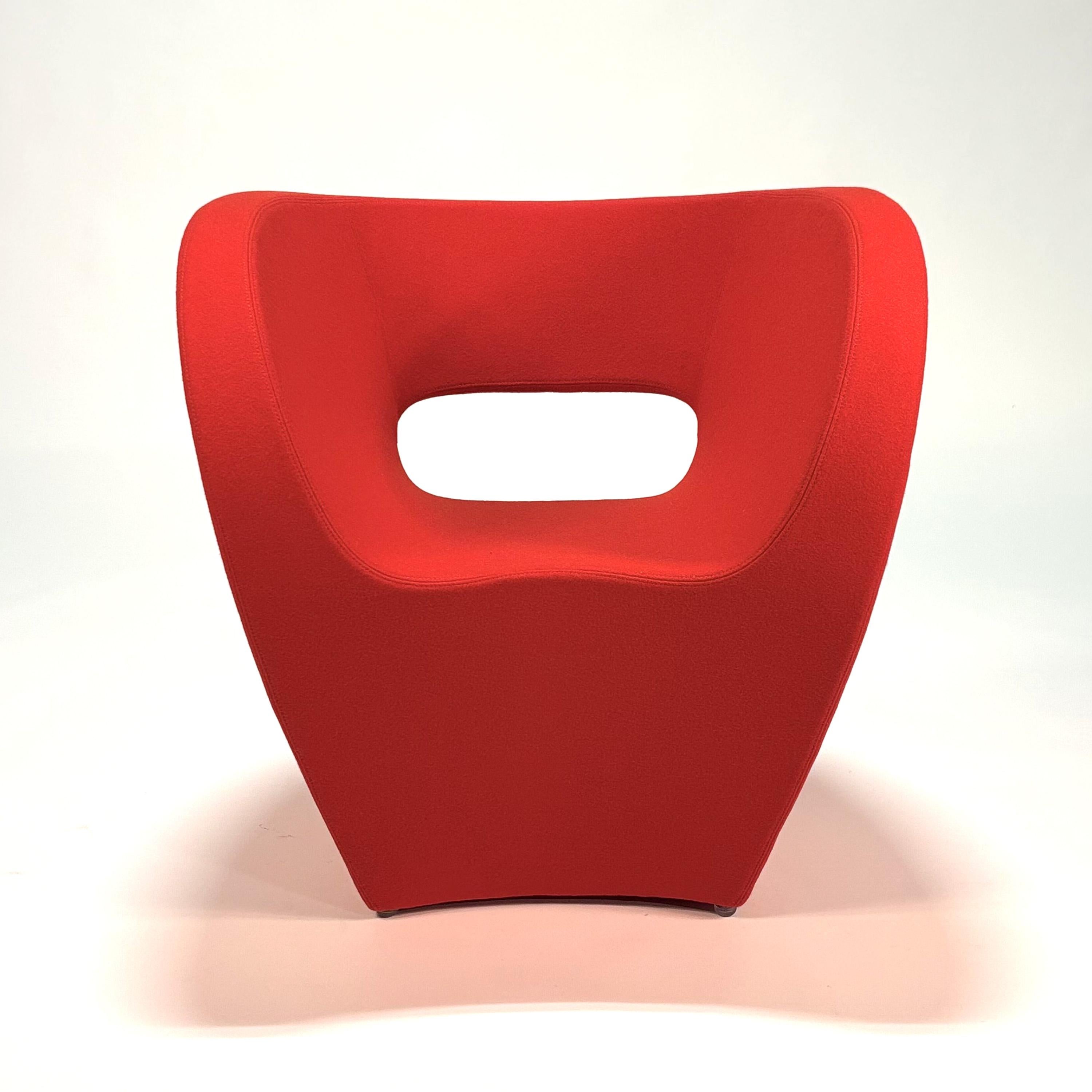 Victoria & Albert Armchair by Ron Arad
2000 / 2022
Moroso

Upholstered in Kvadrat Divina Red felt.
