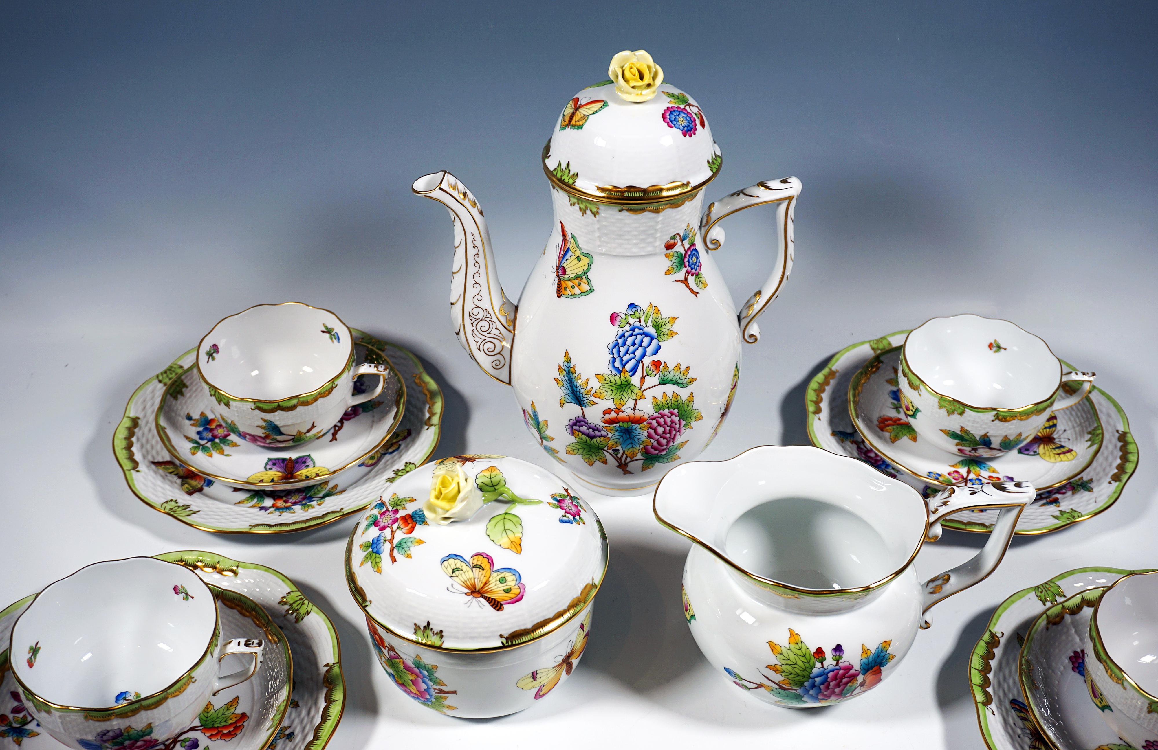 Other Victoria Avec Bord En Or Coffee Set For 6 Persons Herend Hungary 20th Century