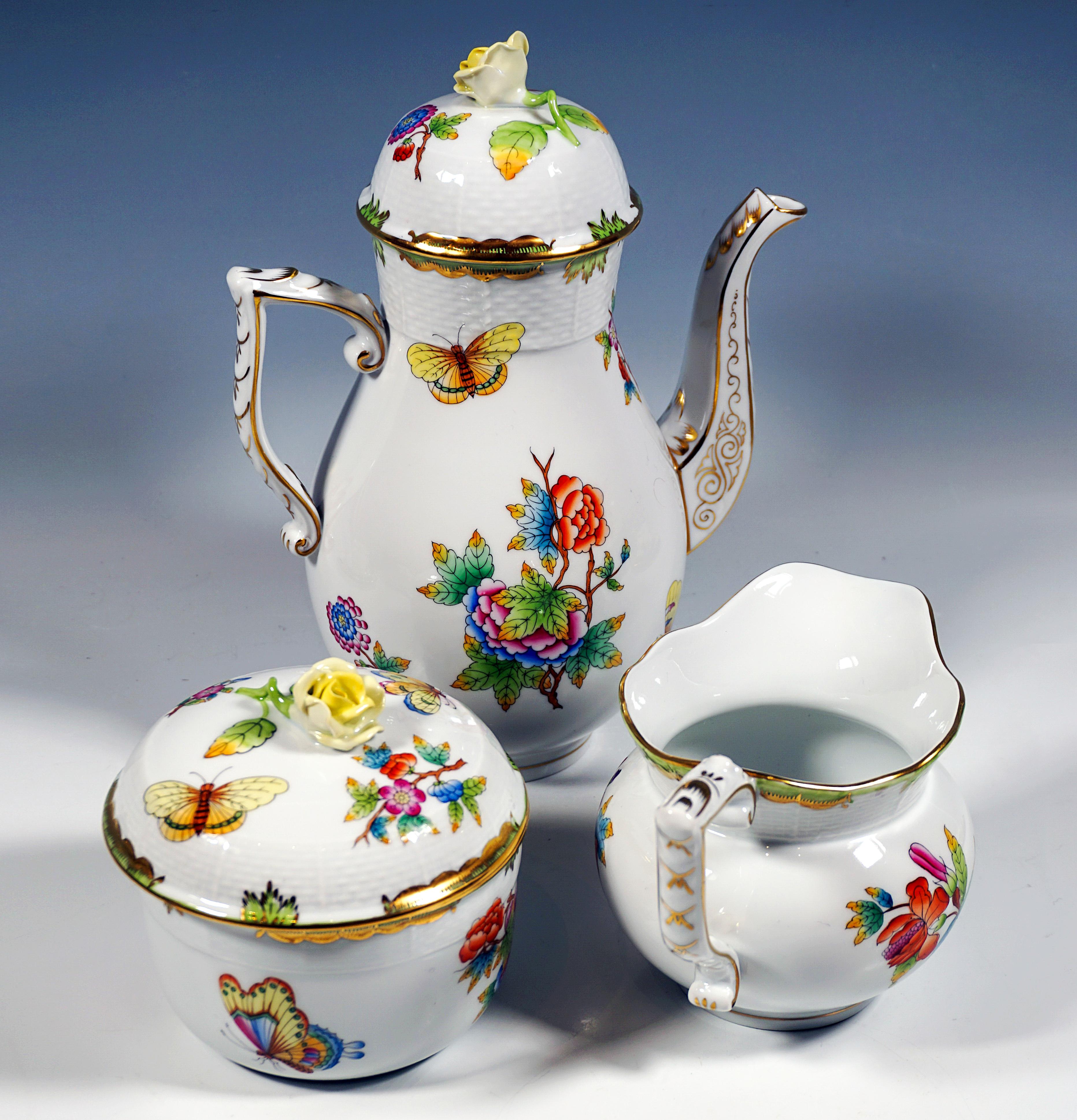 Hungarian Victoria Avec Bord En Or Coffee Set For 6 Persons Herend Hungary 20th Century